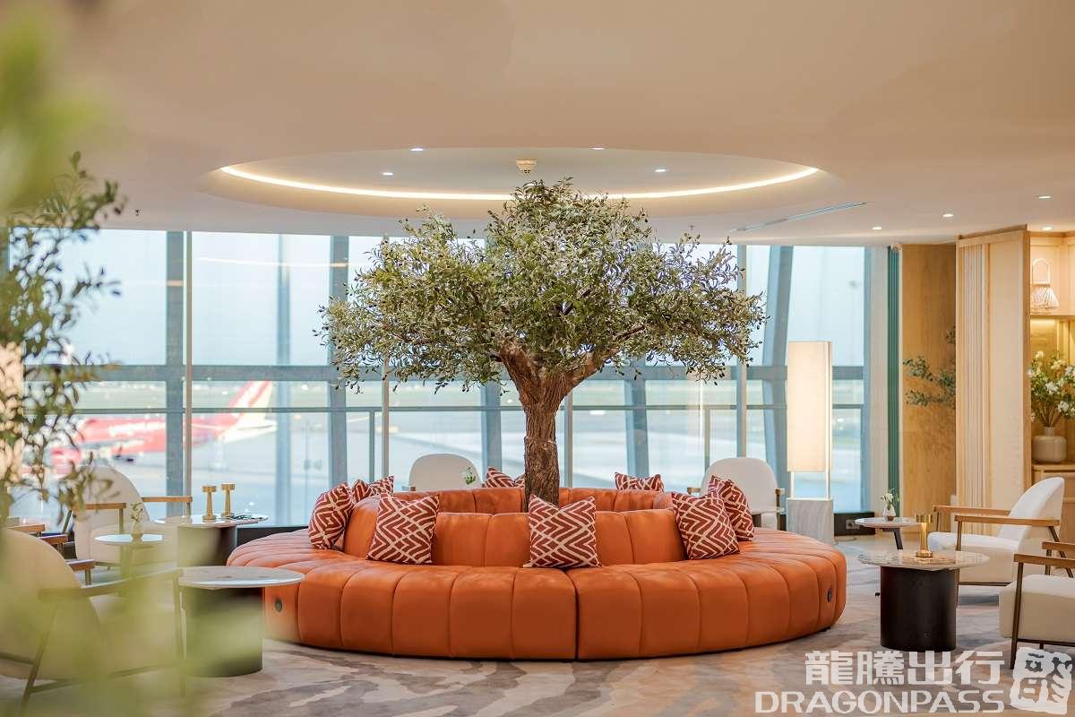 Бизнес-зал The Coral Finest Business Class Lounge (Cocoon) в аэропорту Суварнабхуми (BKK)