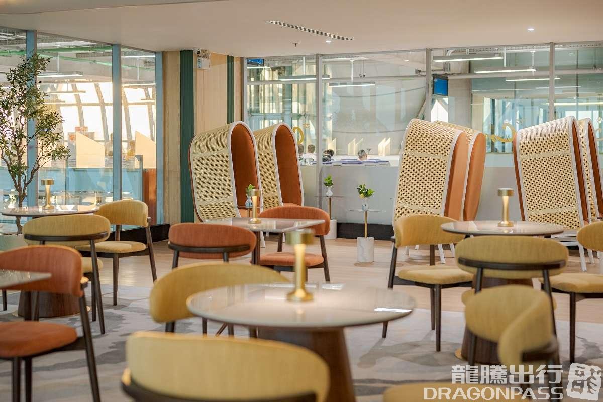 Бизнес-зал The Coral Finest Business Class Lounge (Cocoon) в аэропорту Суварнабхуми (BKK)