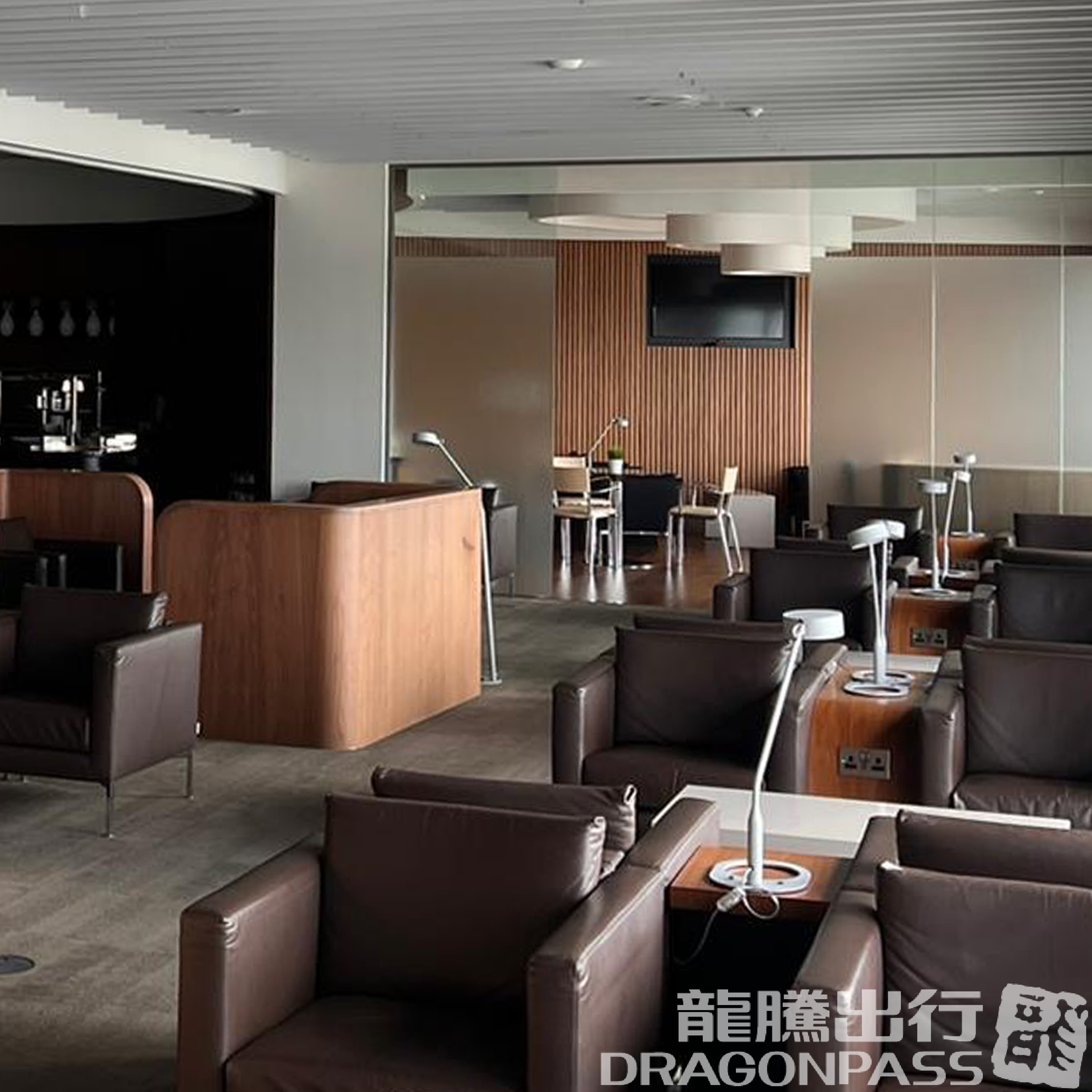 Бизнес-зал Blush Lounge by Plaza Premium Group в аэропорту Хитроу (LHR)