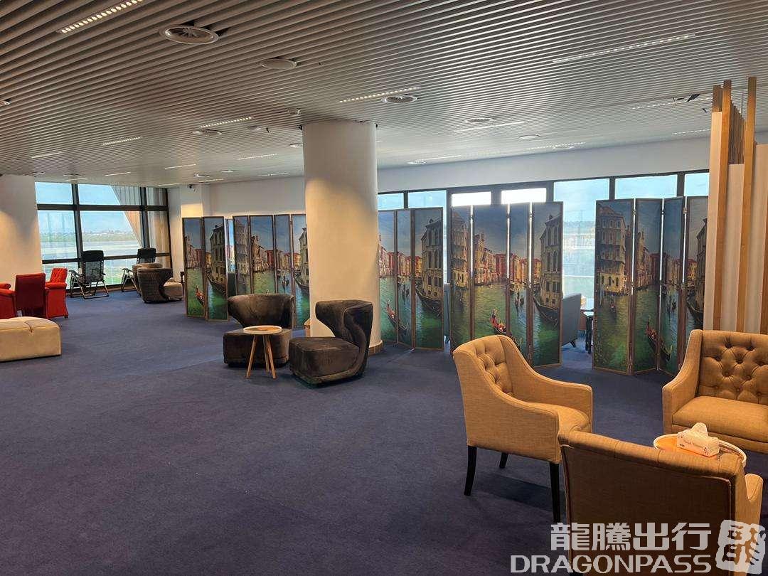 Бизнес-зал Roumieh Business Lounge в аэропорту Банжул (BJL)