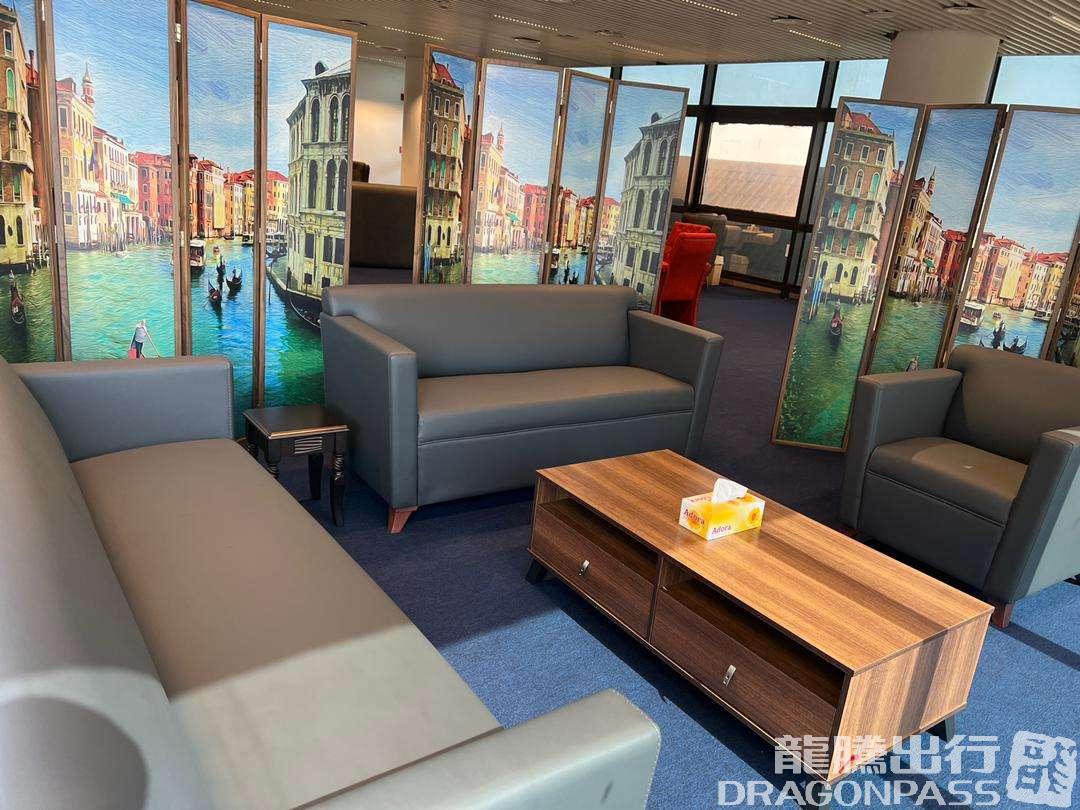 Бизнес-зал Roumieh Business Lounge в аэропорту Банжул (BJL)