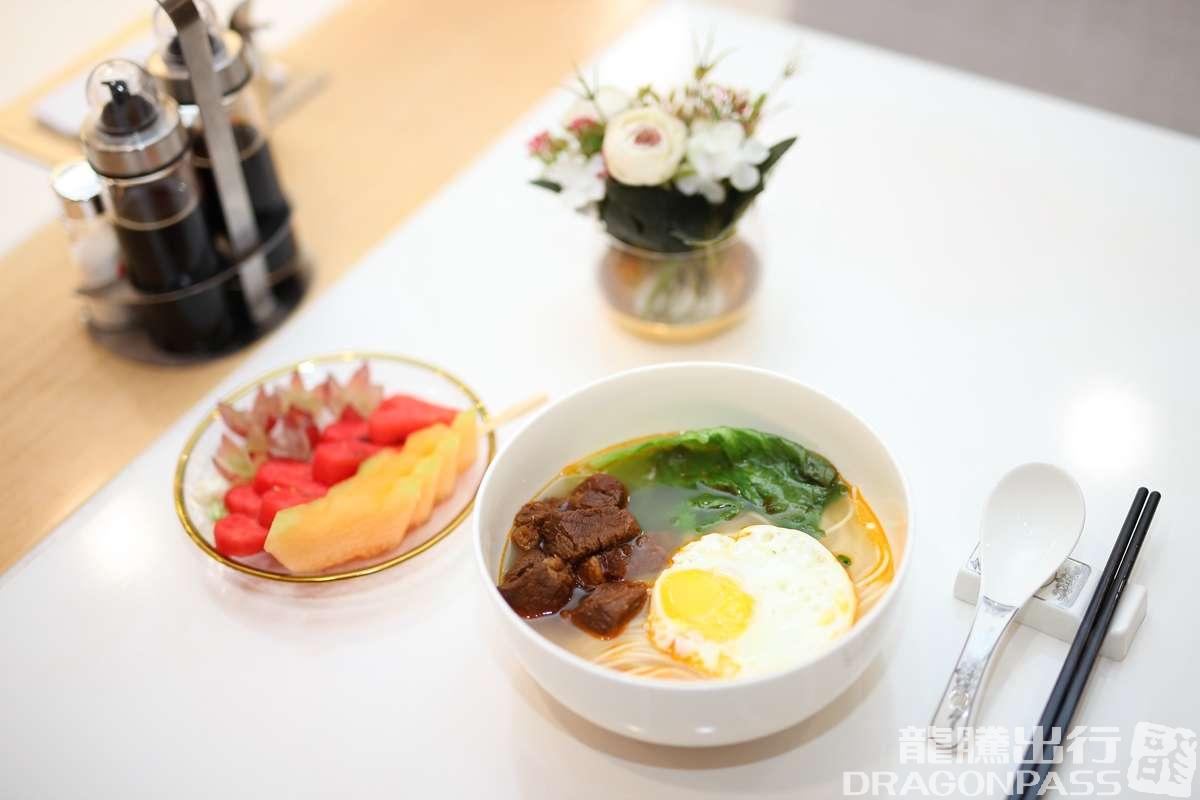 Бизнес-зал KunMing Airline V19 Lounge в аэропорту Куньмин Чаншуй (KMG)