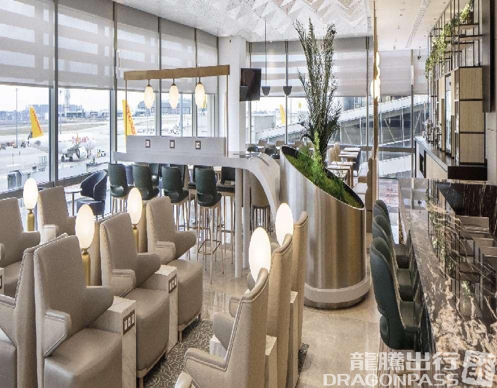 Бизнес-зал Plaza Premium Bosphorus Lounge в аэропорту Сабиха Гёкчен (SAW)