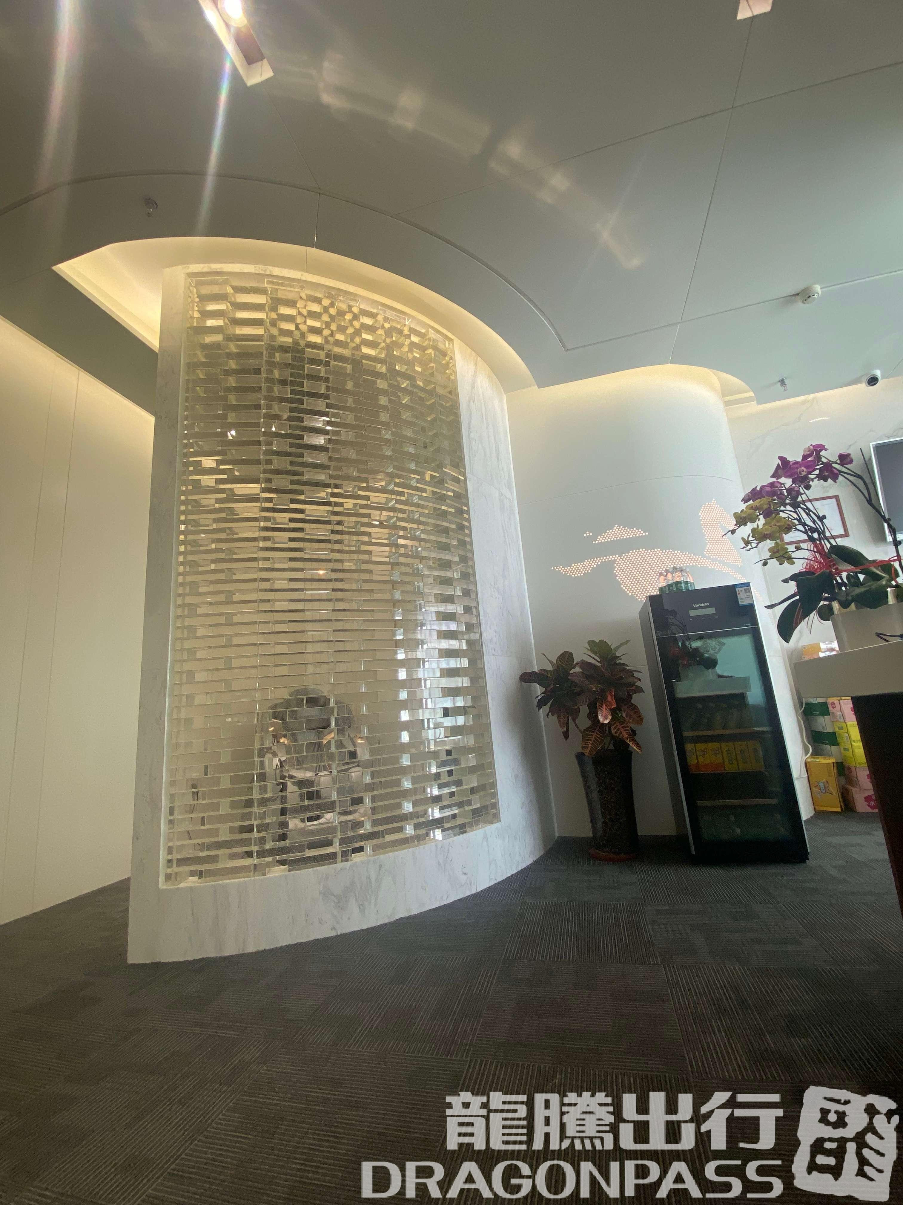 Бизнес-зал First Class Lounge No.6 (T2 Dom) в аэропорту Хух-Хото Байта (HET)