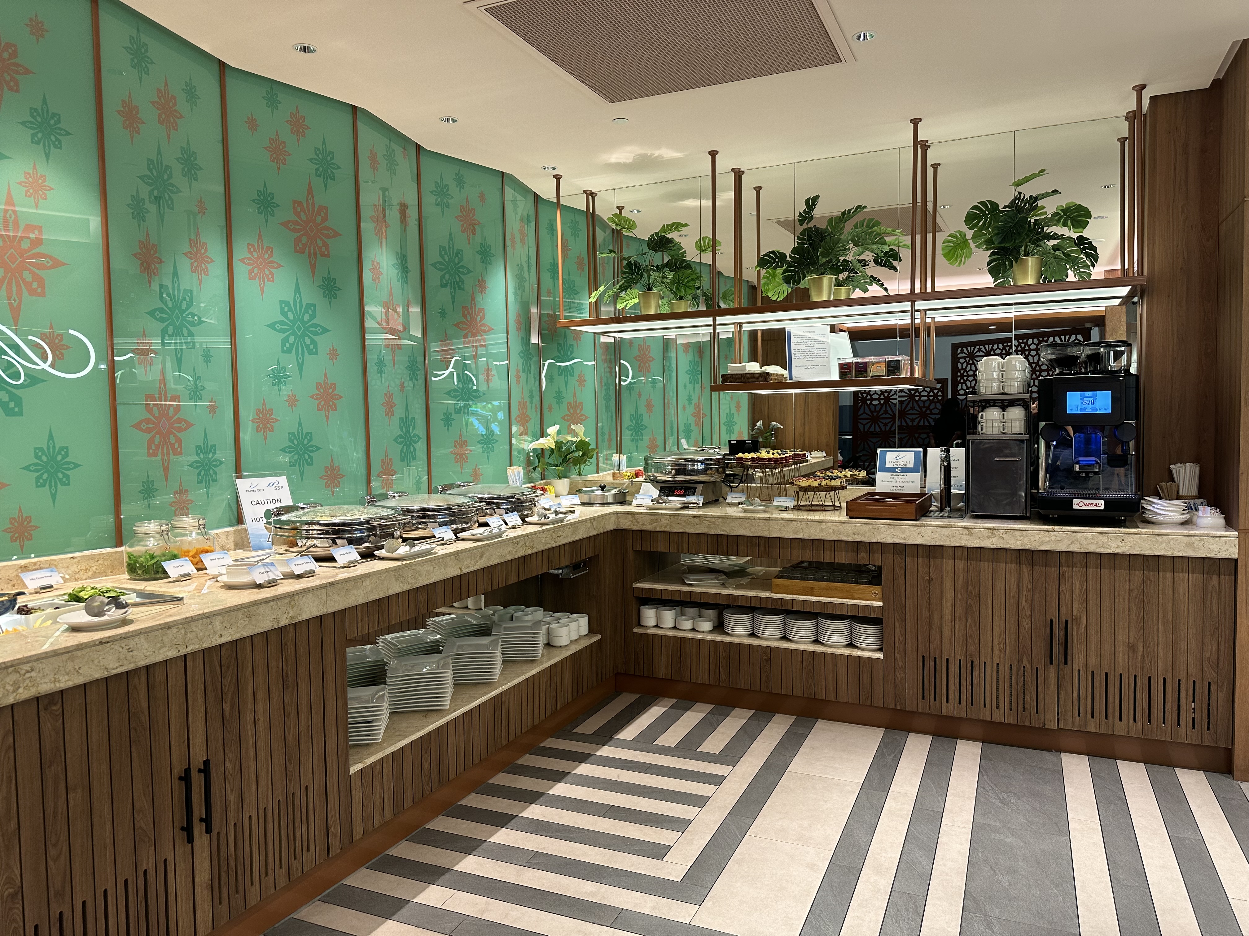 Бизнес-зал Travel Club Lounge (T2) в аэропорту Куала-Лумпур (KUL)