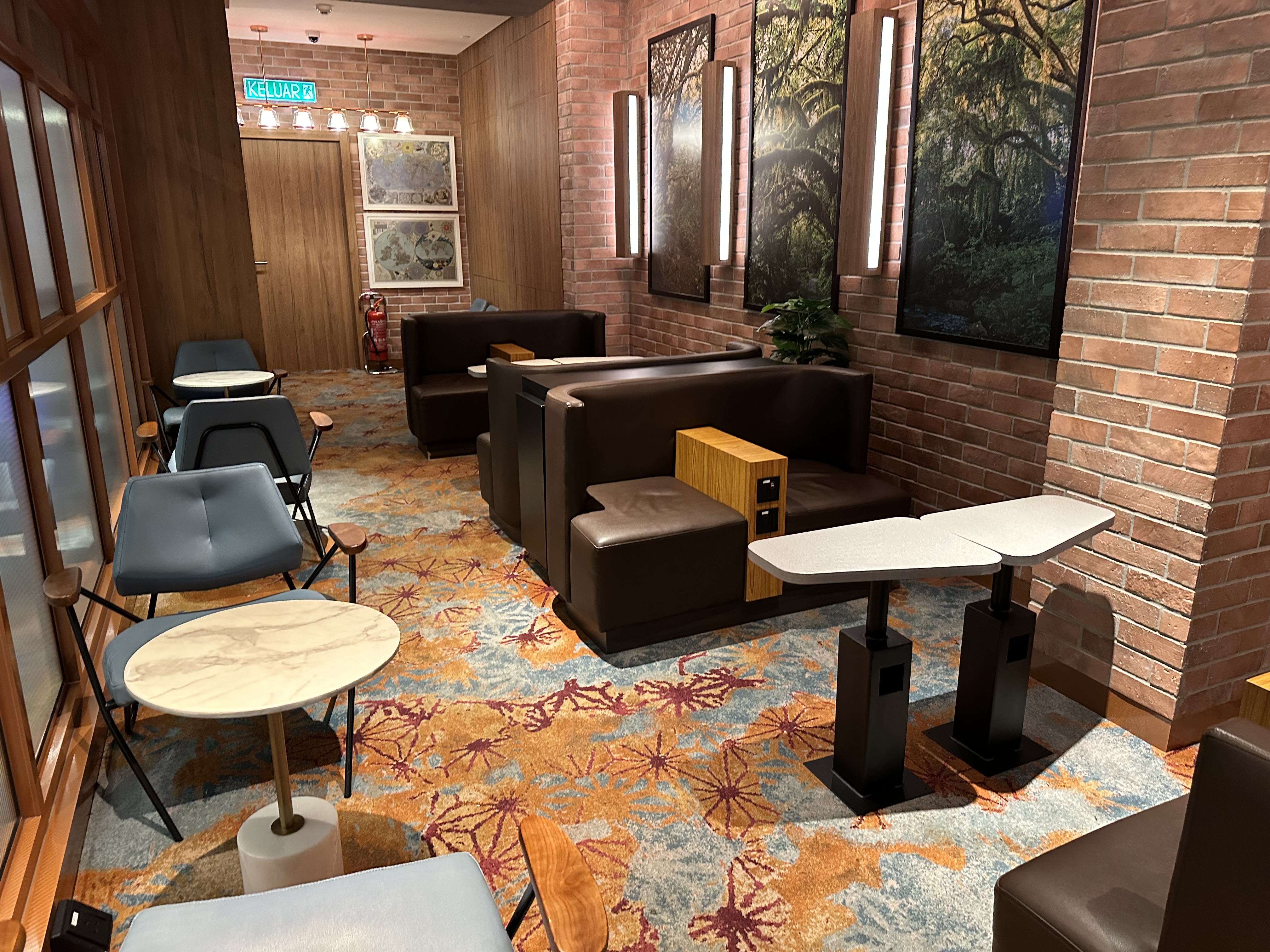 Бизнес-зал Travel Club Lounge (T2) в аэропорту Куала-Лумпур (KUL)