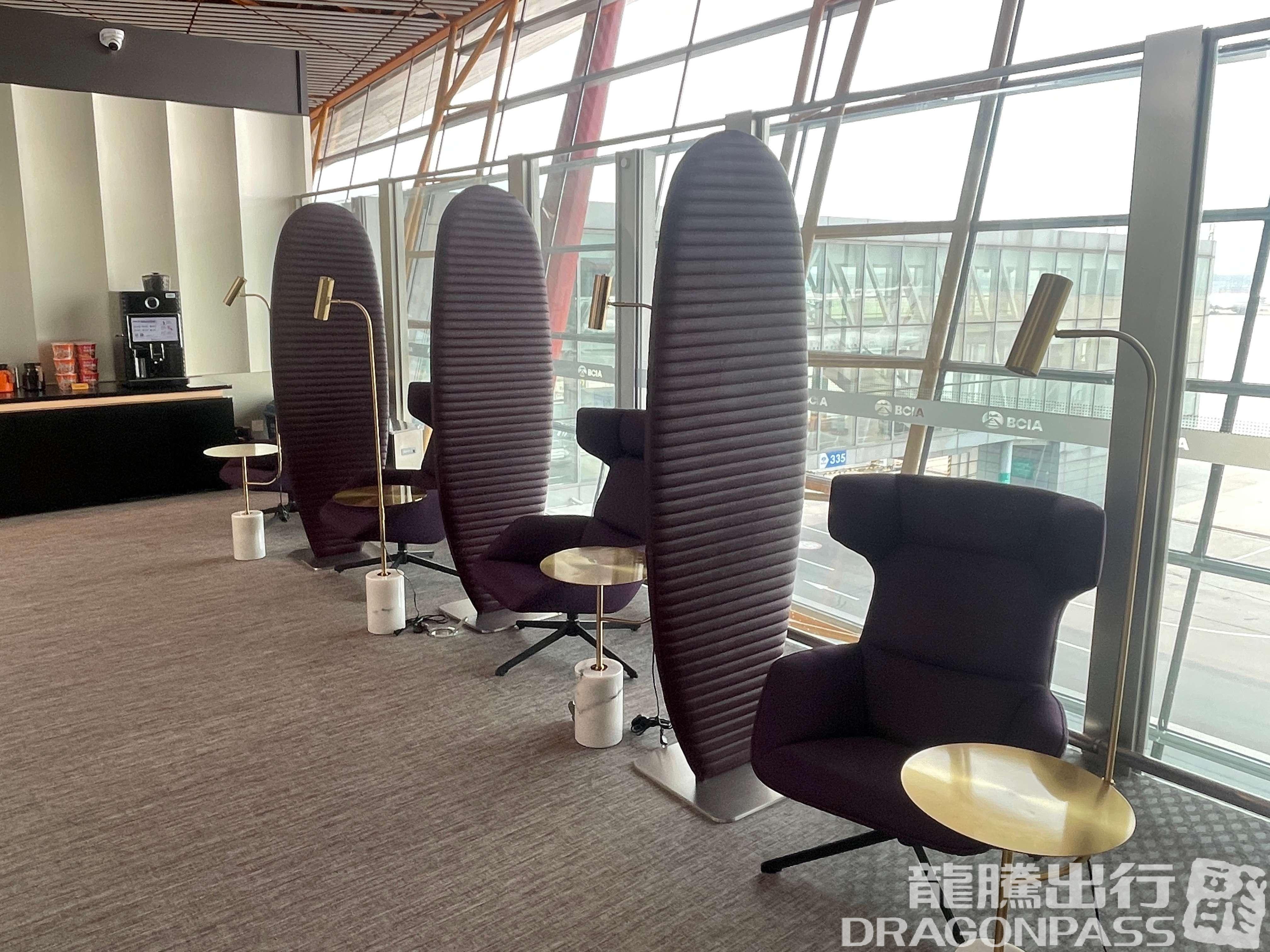 Бизнес-зал Airport Club A3 Members Lounge (Dom T3) в аэропорту Шоуду (PEK)