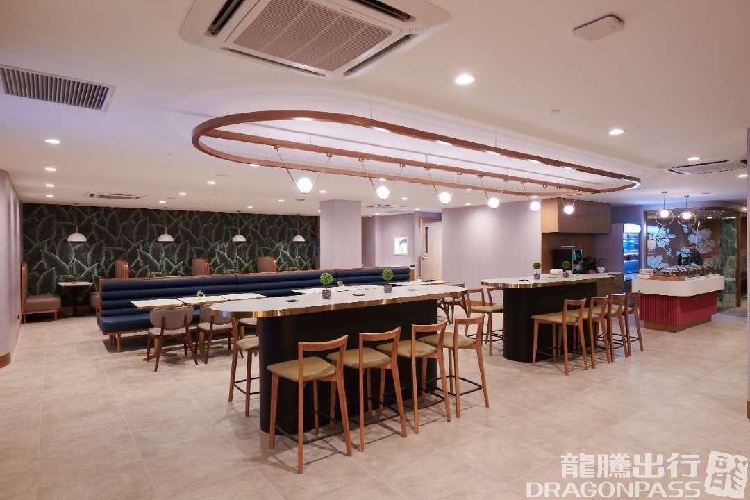 Бизнес-зал Plaza Premium Lounge в аэропорту Кларк (CRK)