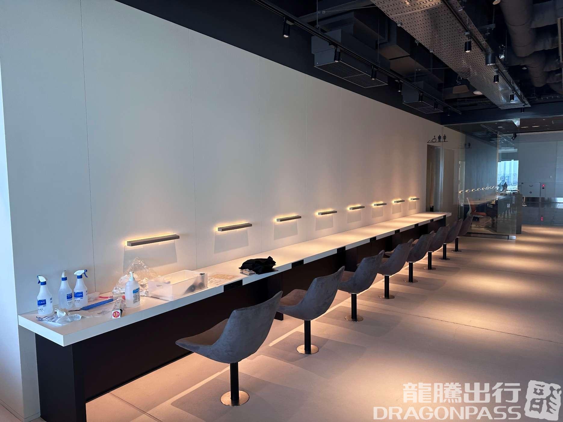 Бизнес-зал Power Lounge Premium в аэропорту Ханеда (HND)