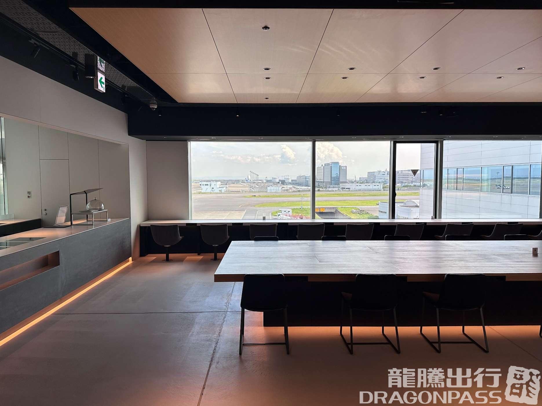 Бизнес-зал Power Lounge Premium в аэропорту Ханеда (HND)