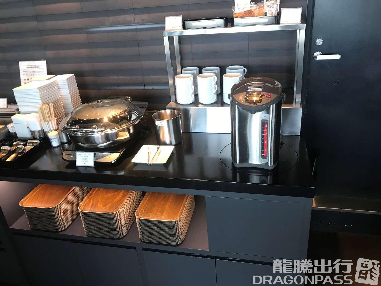 Бизнес-зал KIX Air Side Lounge в аэропорту Кансай (KIX)