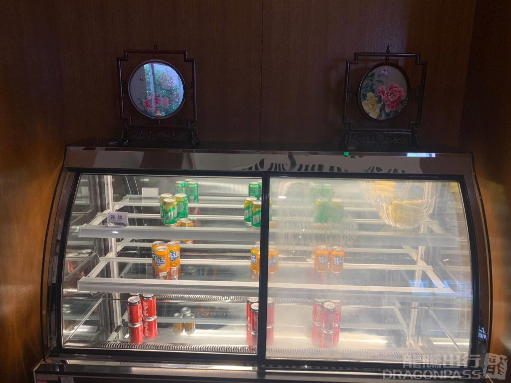 Бизнес-зал No.6 Business Lounge в аэропорту Чанша Хуанхуа (CSX)