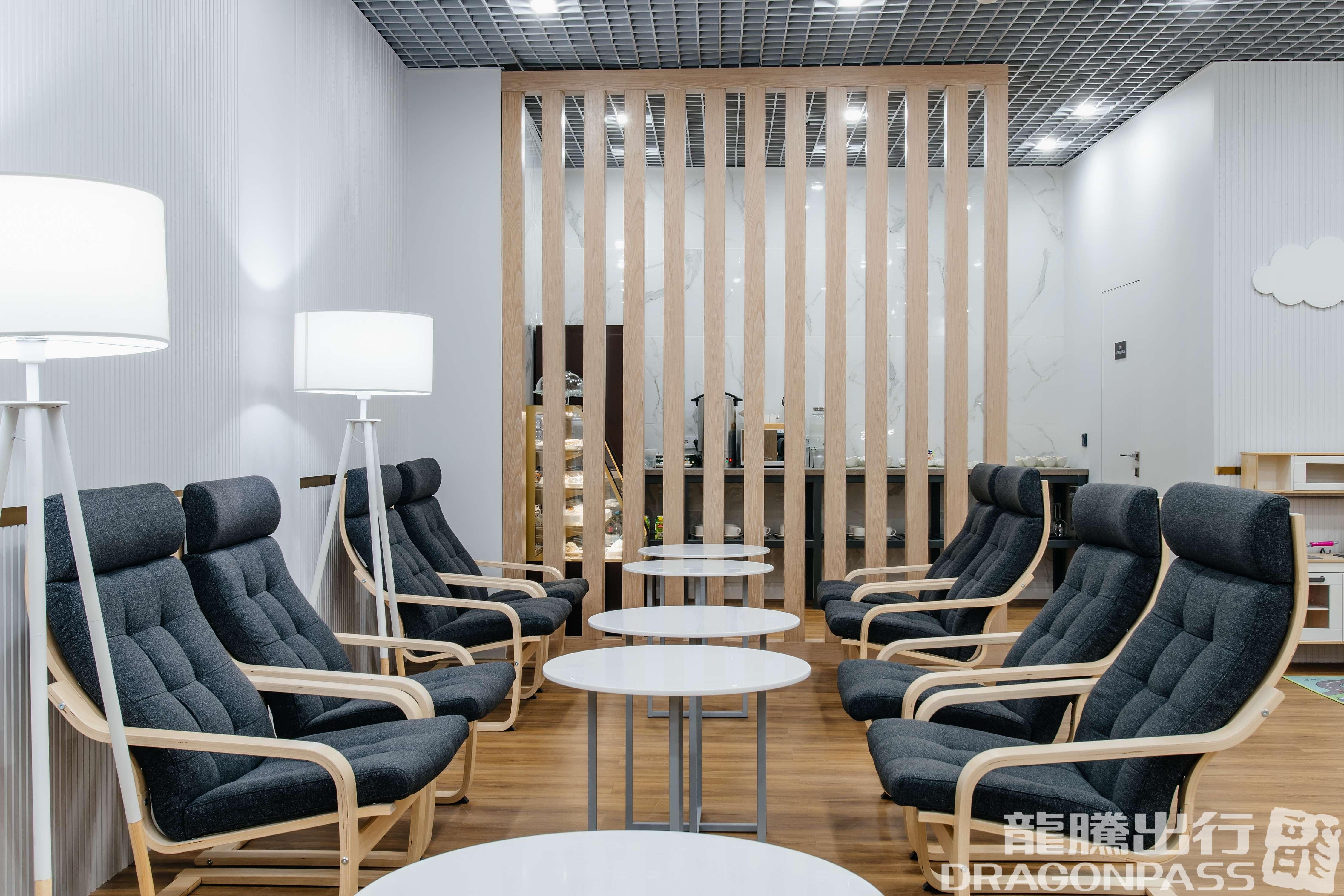 Бизнес-зал Sapar Lounge (Dom) в аэропорту Нурсултан Назарбаев (NQZ)