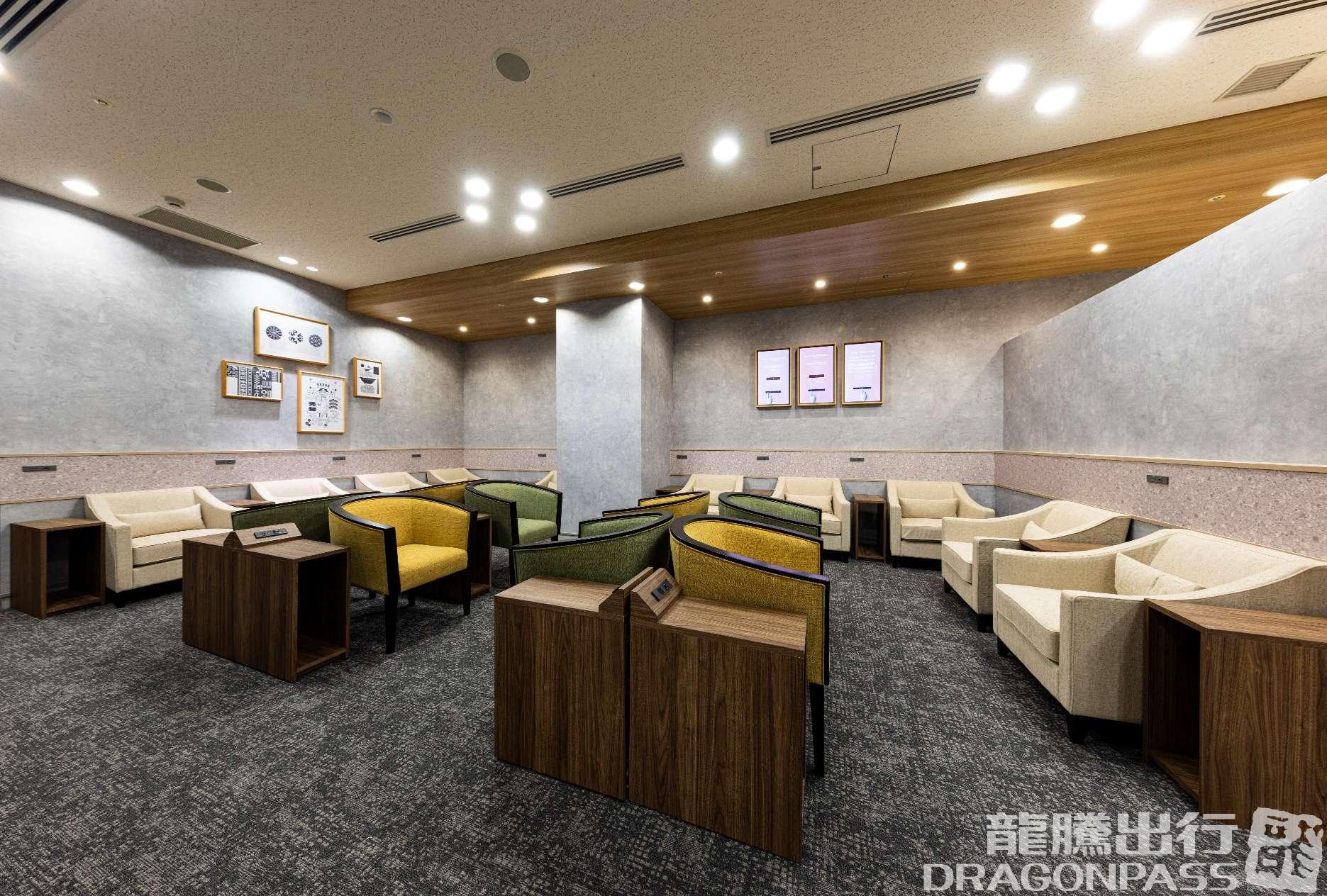 Бизнес-зал Lounge TIME/International в аэропорту Аэропорт Фукуока (FUK)