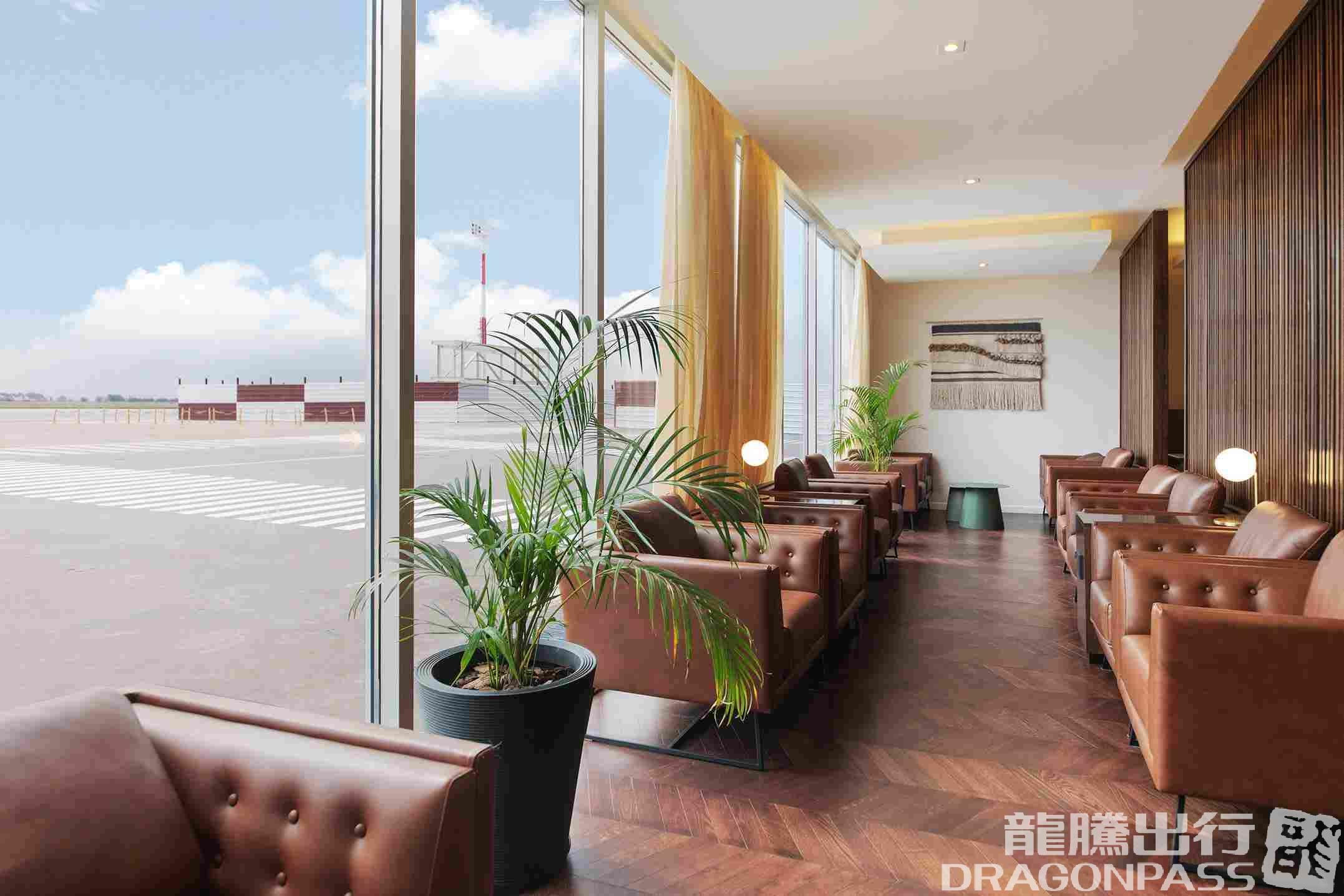 Бизнес-зал AMAE Lounge (International) в аэропорту Фишертон (ROS)