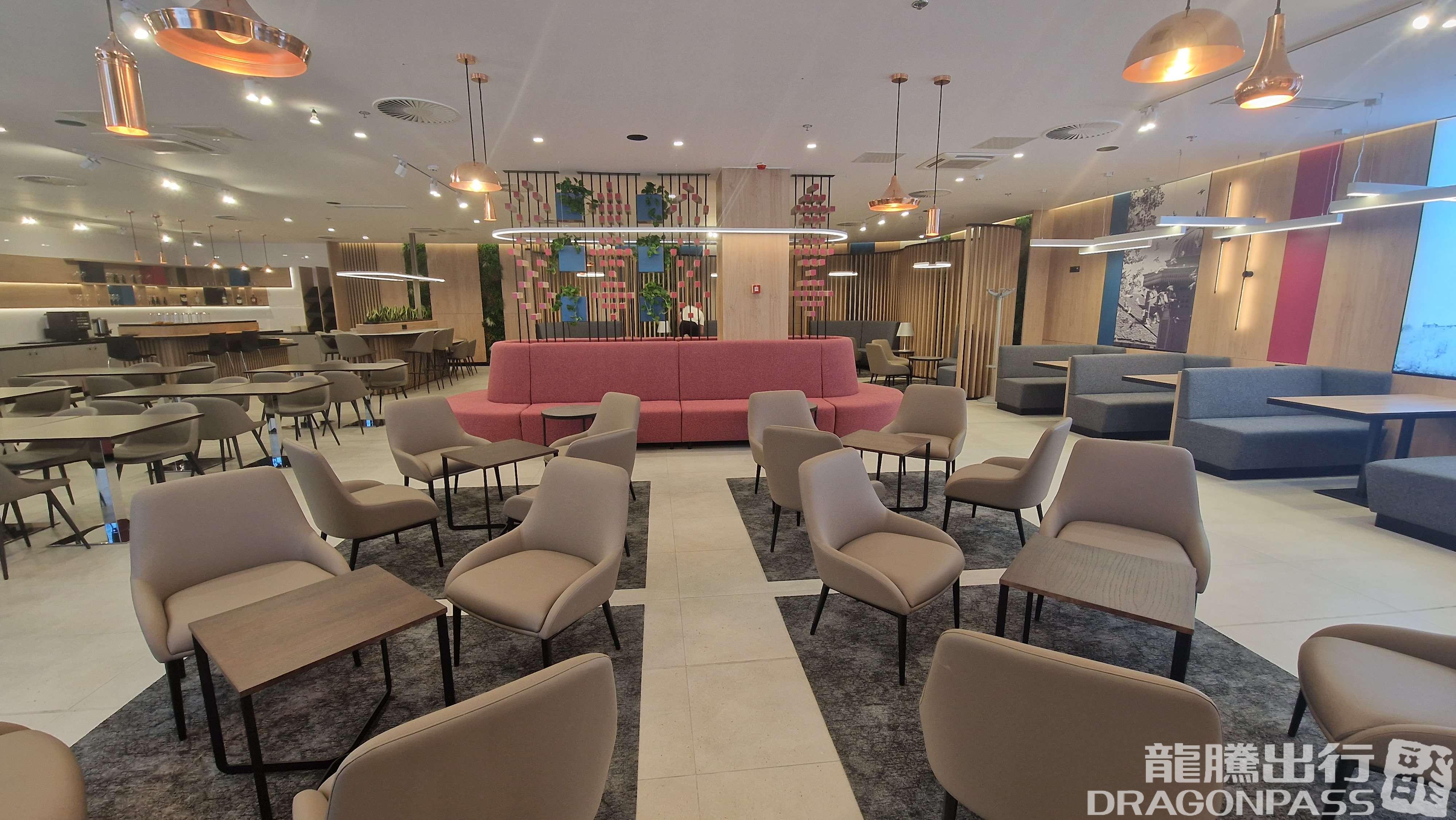 Бизнес-зал Business Lounge в аэропорту Сараево (SJJ)