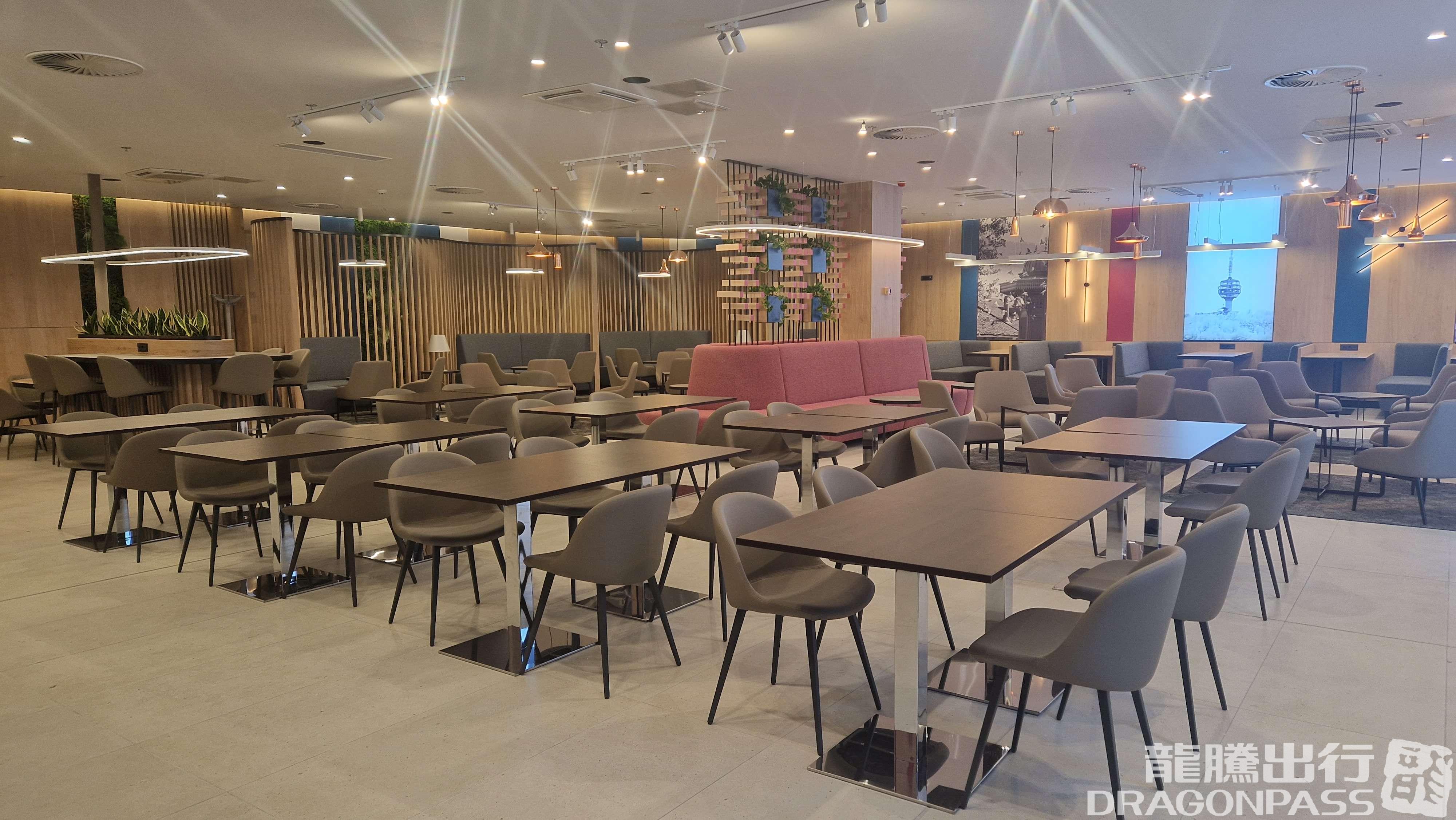 Бизнес-зал Business Lounge в аэропорту Сараево (SJJ)