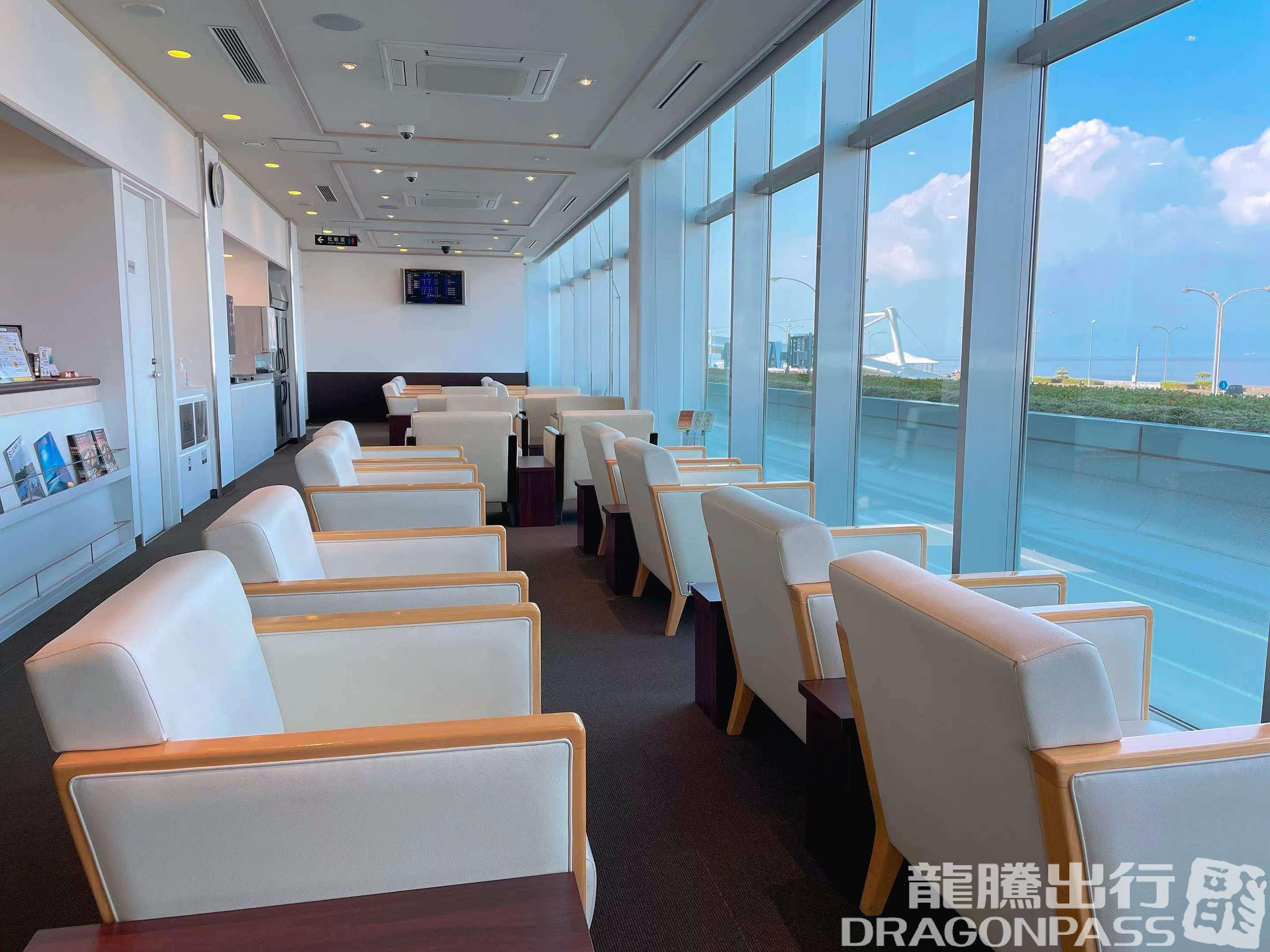 Бизнес-зал Business Lounge AZALEA в аэропорту Аэропорт Нагасаки (NGS)