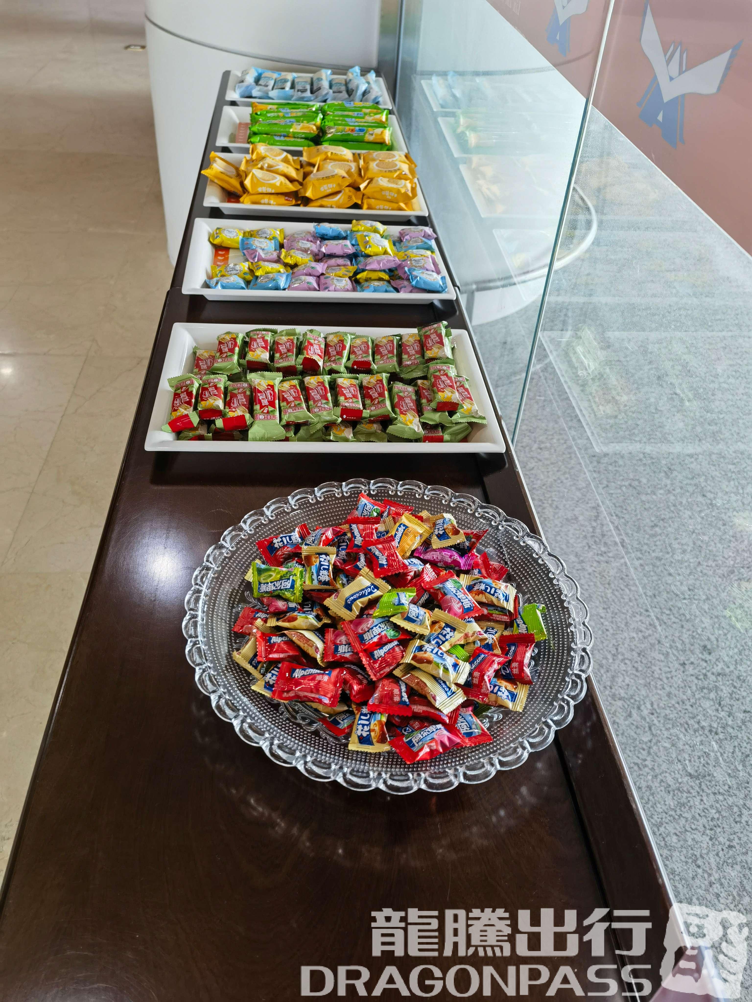 Бизнес-зал First Class Lounge(T1) в аэропорту Аэропорт Ньингчи Мэйнлинг (LZY)