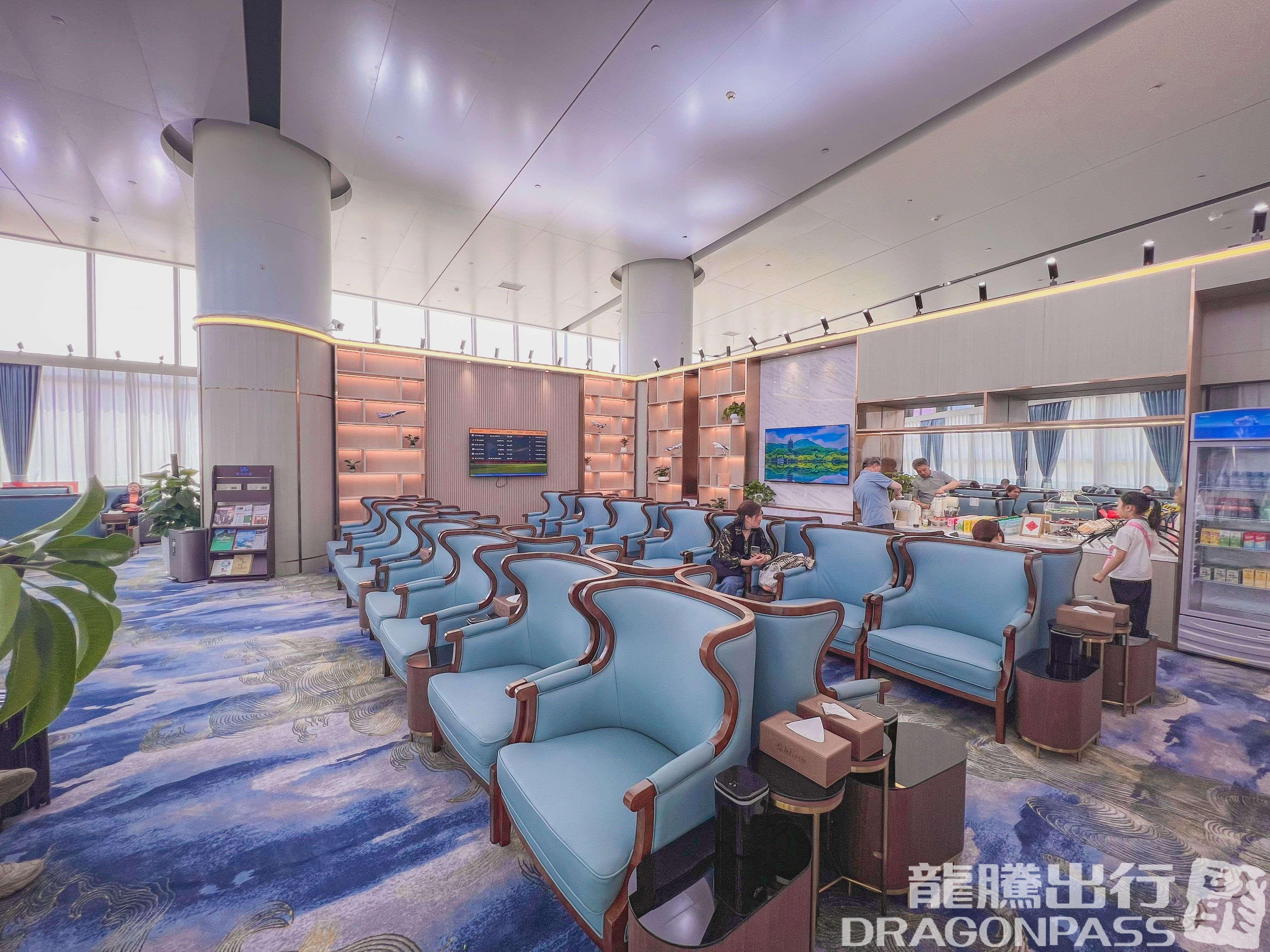 Бизнес-зал First Class Lounge (T2 Dom) в аэропорту Аэропорт Лючжоу (LZH)