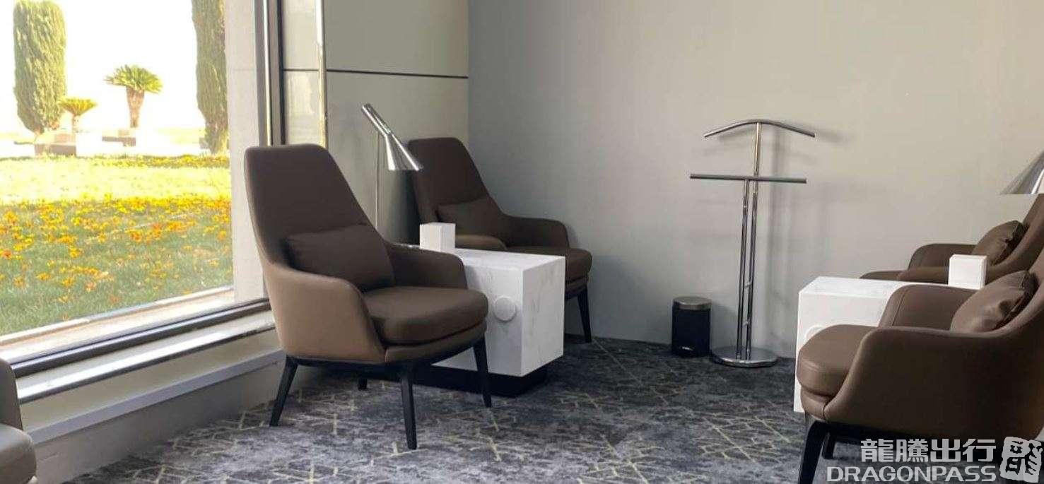 Бизнес-зал Hayyak Lounge в аэропорту Гураят (URY)