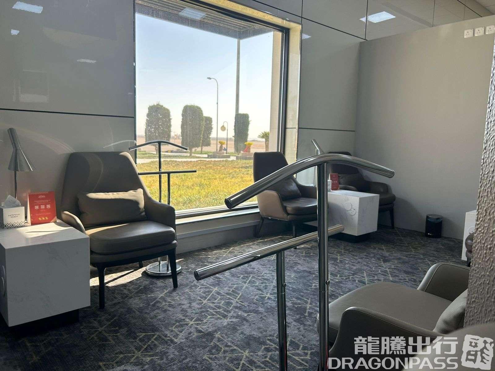 Бизнес-зал Hayyak Lounge в аэропорту Гураят (URY)