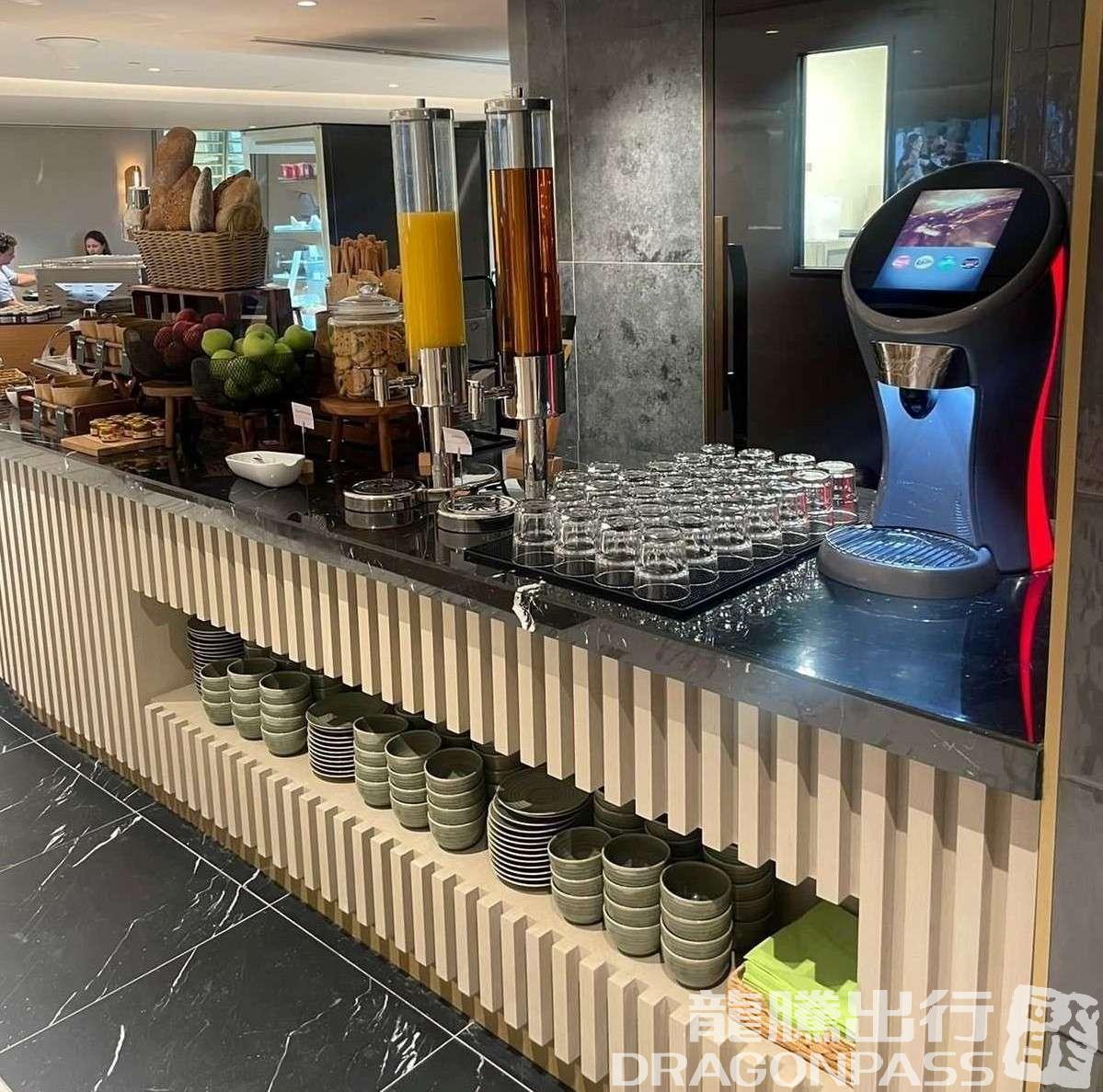 Бизнес-зал Pearl Lounge в аэропорту Абу-Даби (AUH)