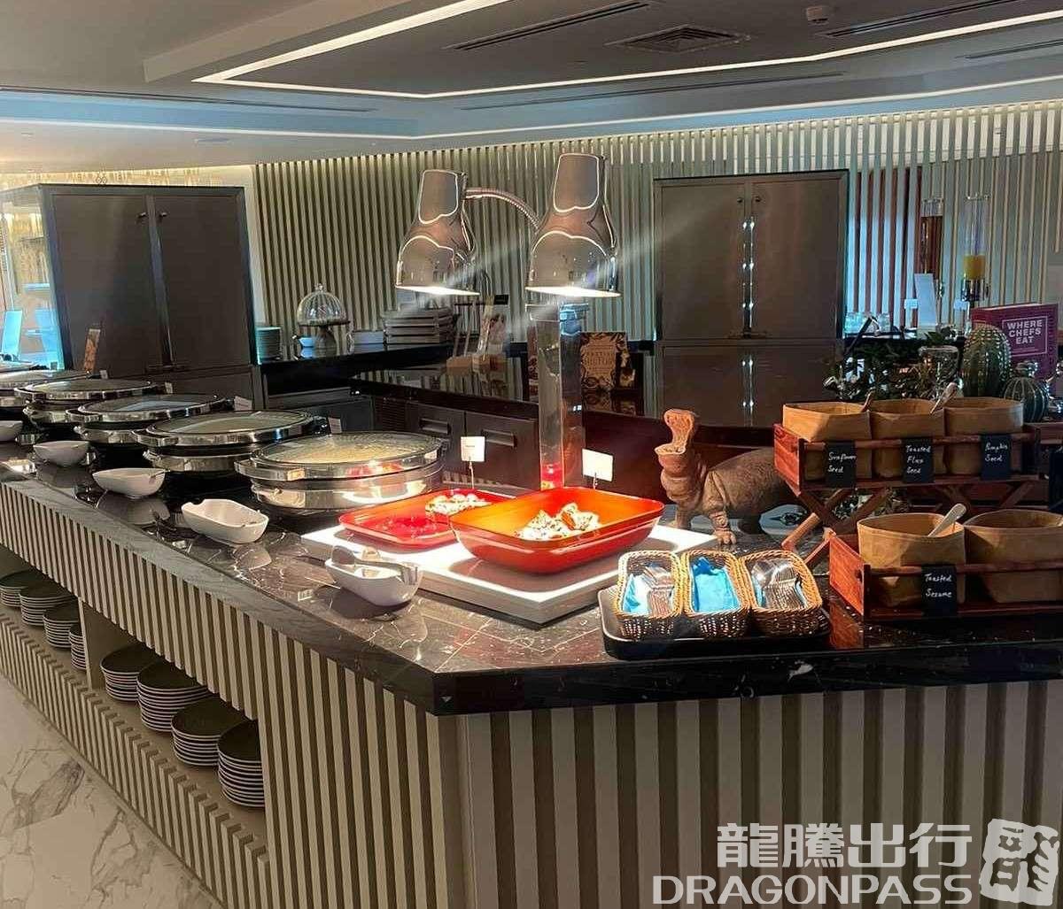 Бизнес-зал Pearl Lounge в аэропорту Абу-Даби (AUH)