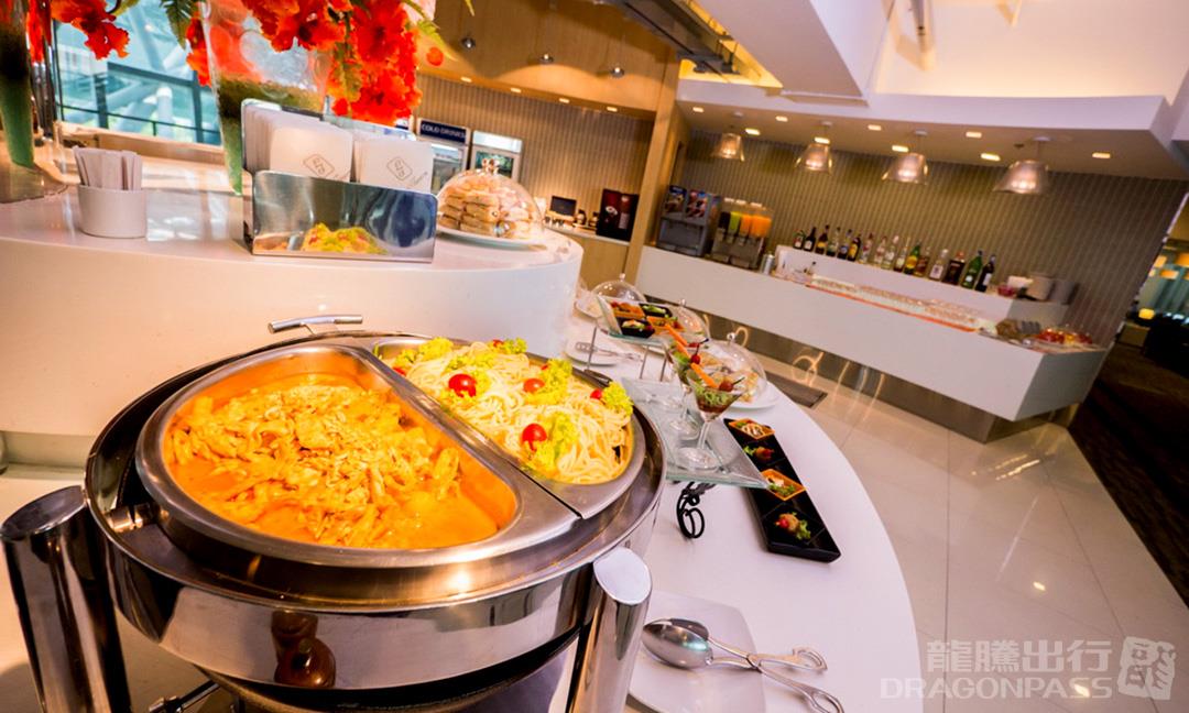 Бизнес-зал Miracle First Class Lounge (Concourse G - Level 4) в аэропорту Суварнабхуми (BKK)