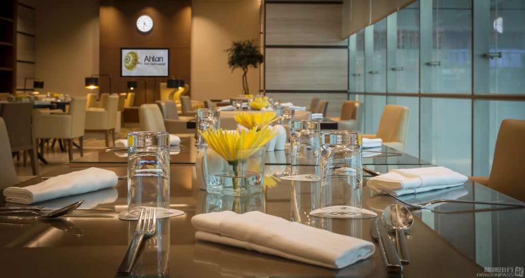 Бизнес-зал Ahlan First Class Lounge (Concourse D) в аэропорту Дубай (DXB)