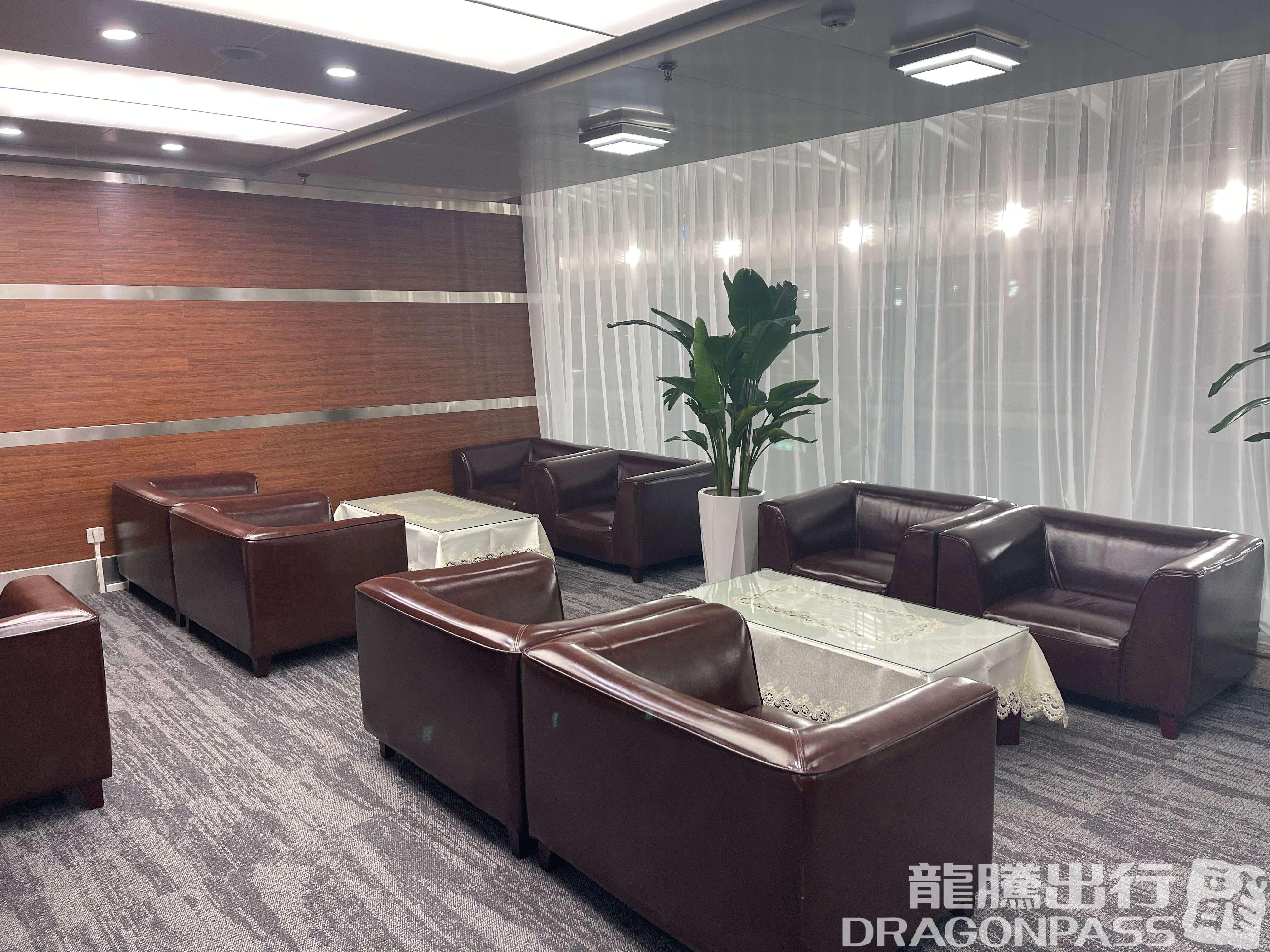 Бизнес-зал Business Lounge в аэропорту Международный аэропорт Далянь Чжоушуйцзы (DLC)