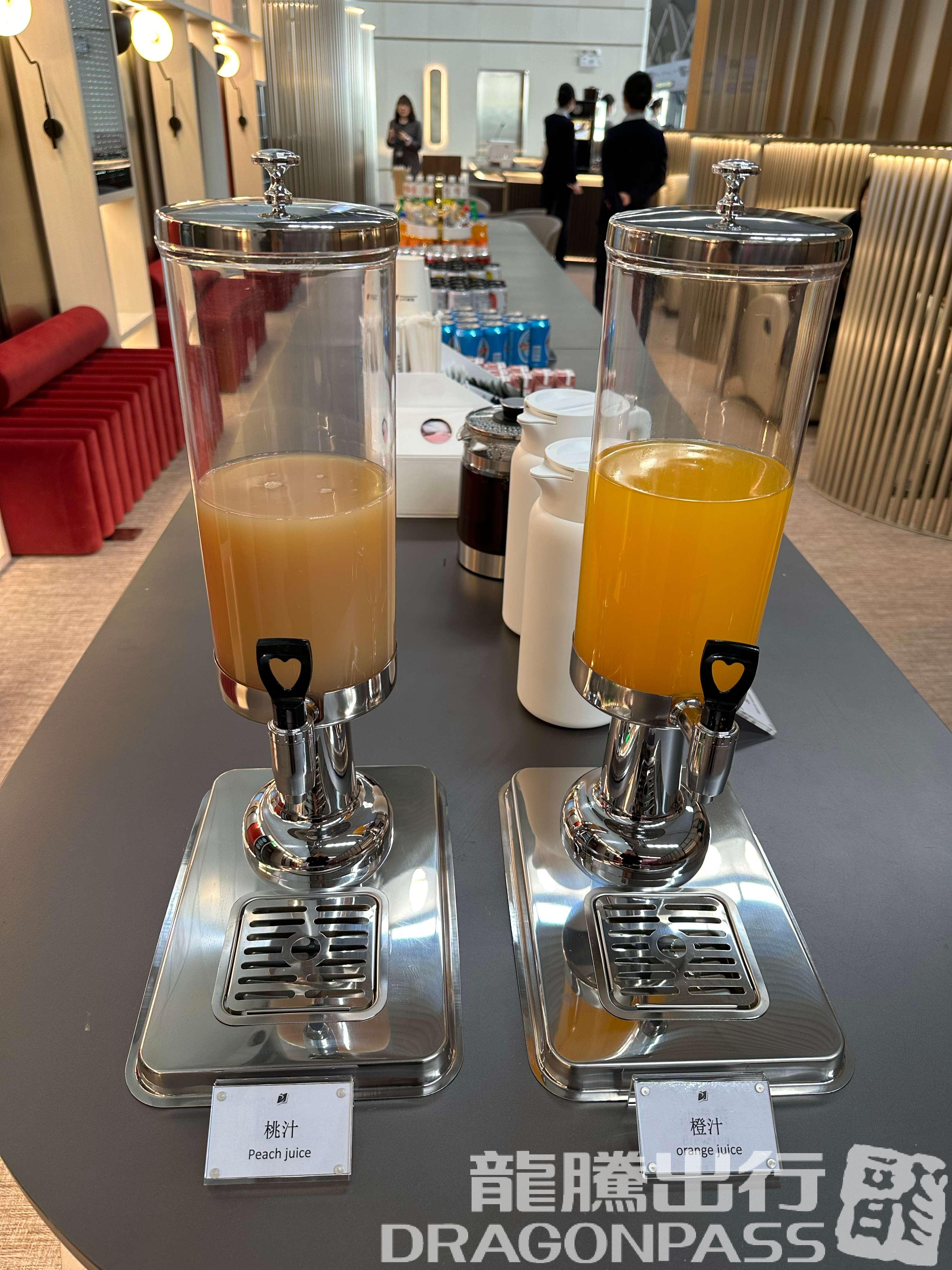 Бизнес-зал Beijing Capital V6 Lounge (T2 Domestic) в аэропорту Шоуду (PEK)