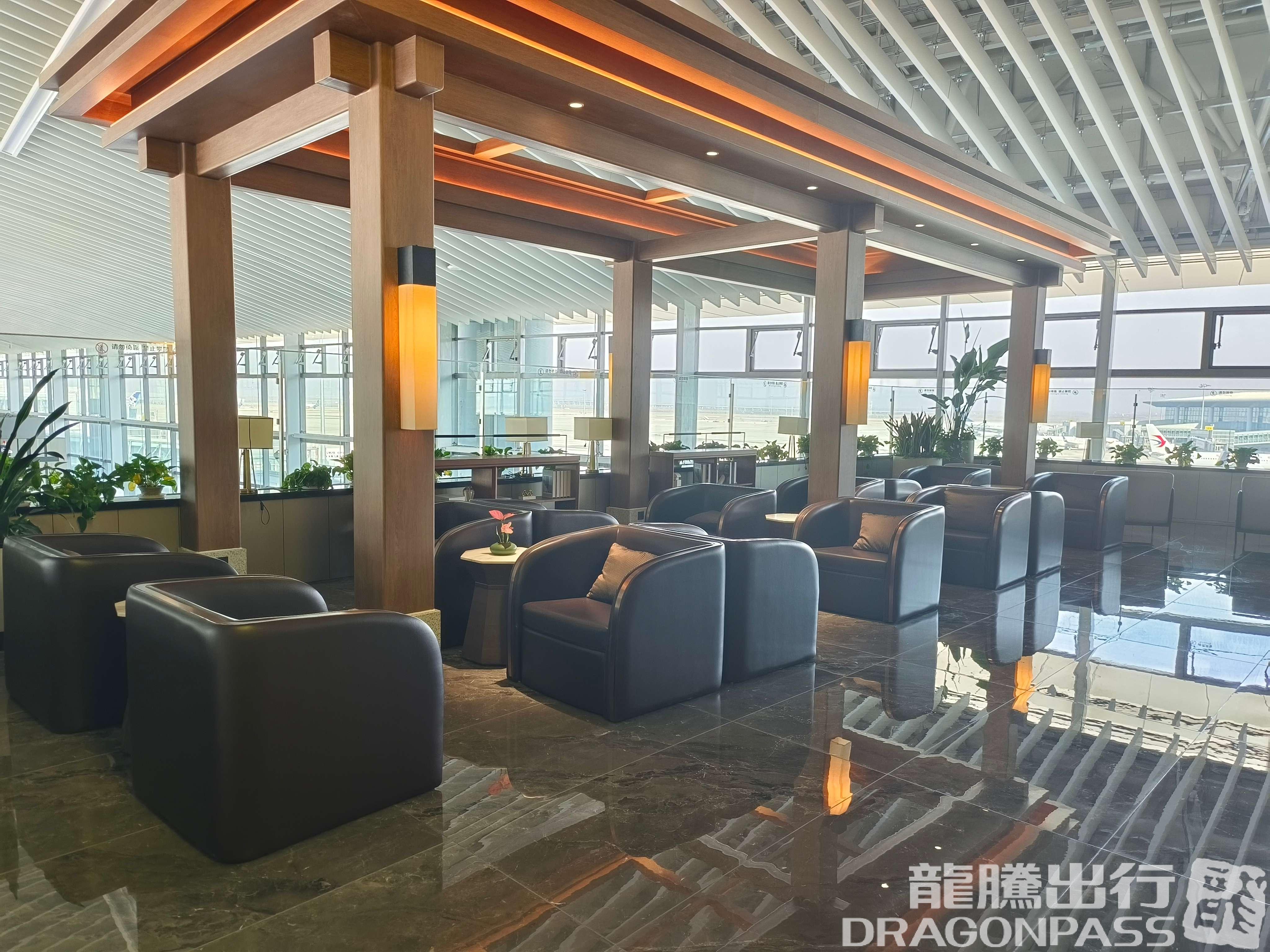 Бизнес-зал International Lounge VIP CLUB5 (T1 International) в аэропорту Циндао Лютин (TAO)