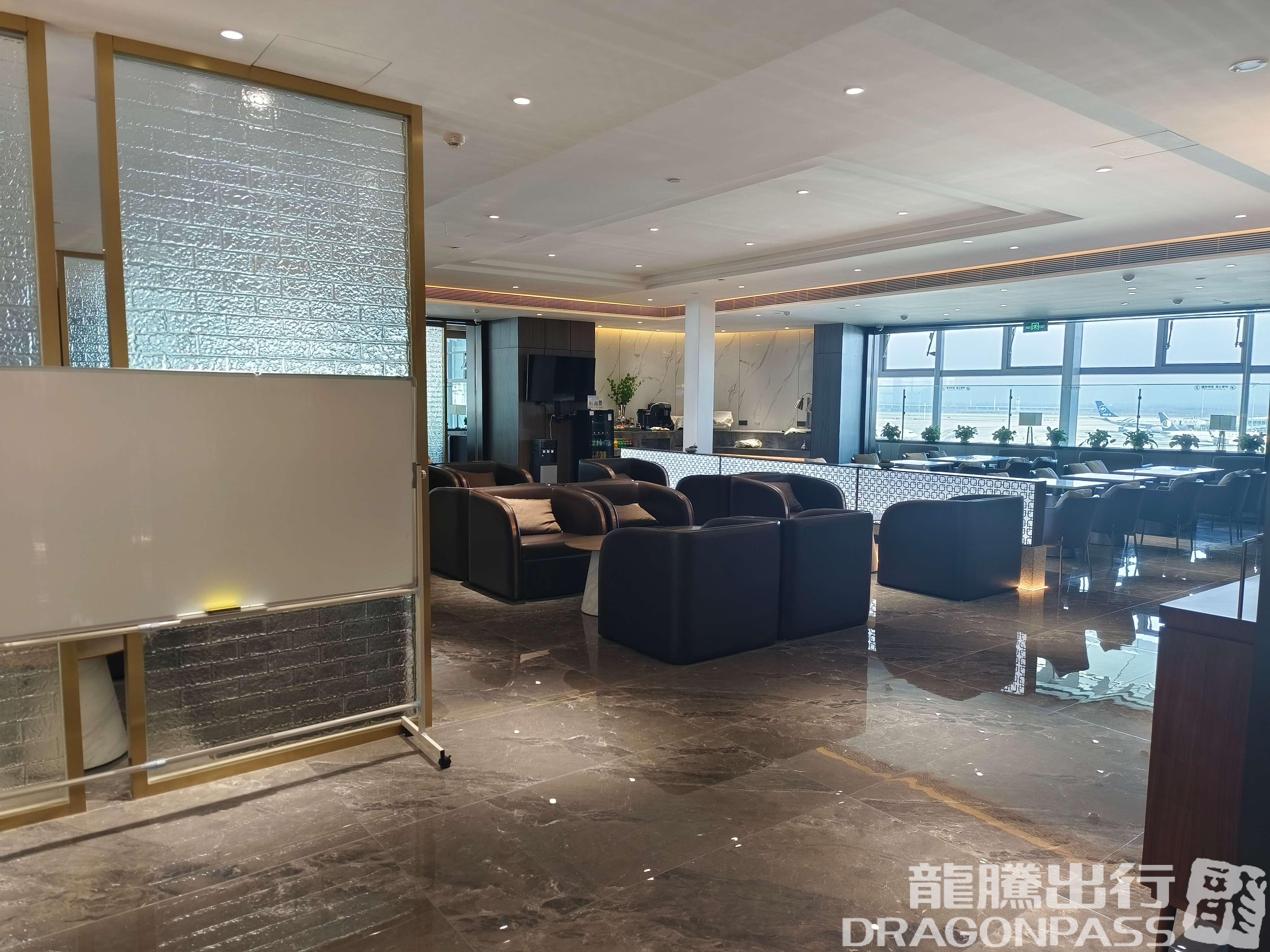 Бизнес-зал International Lounge VIP CLUB5 (T1 International) в аэропорту Циндао Лютин (TAO)