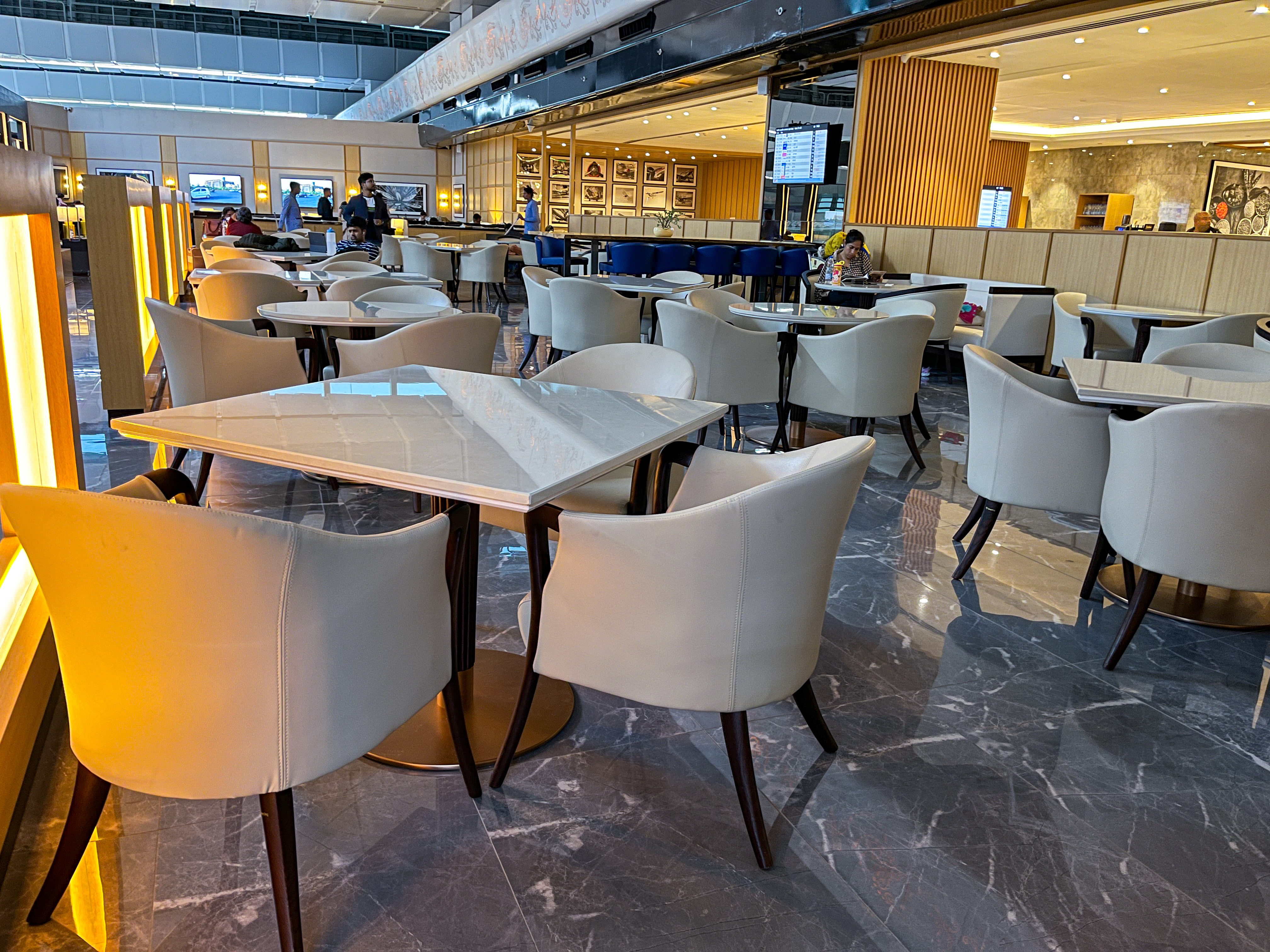 Бизнес-зал Encalm Lounge (International T3) в аэропорту Индира Ганди (DEL)