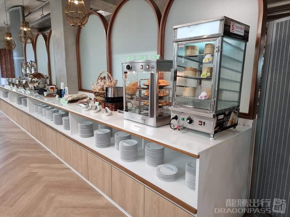 Бизнес-зал Miracle Lounge в аэропорту Суварнабхуми (BKK)