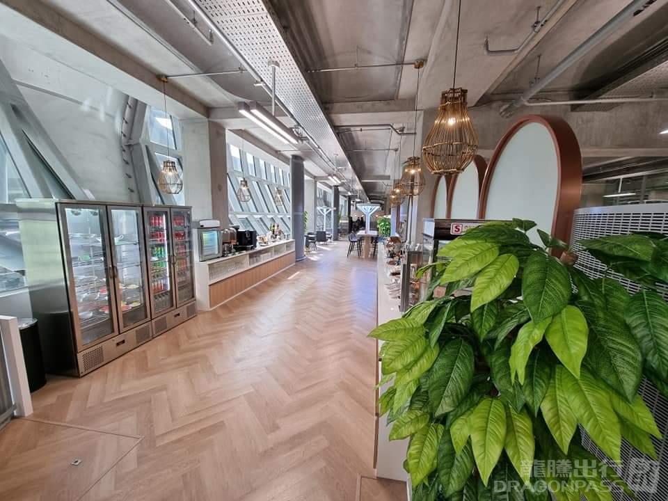 Бизнес-зал Miracle Lounge в аэропорту Суварнабхуми (BKK)