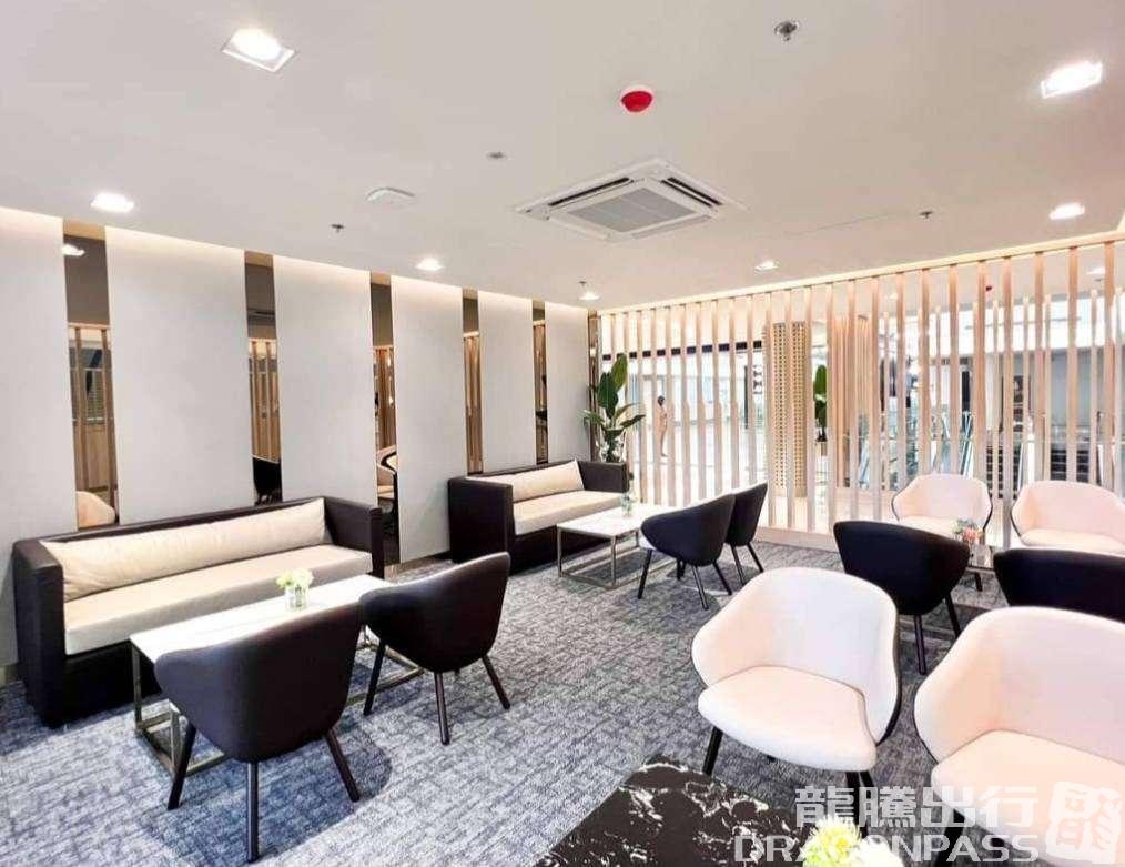 Бизнес-зал Miracle Business Class Lounge в аэропорту Суварнабхуми (BKK)