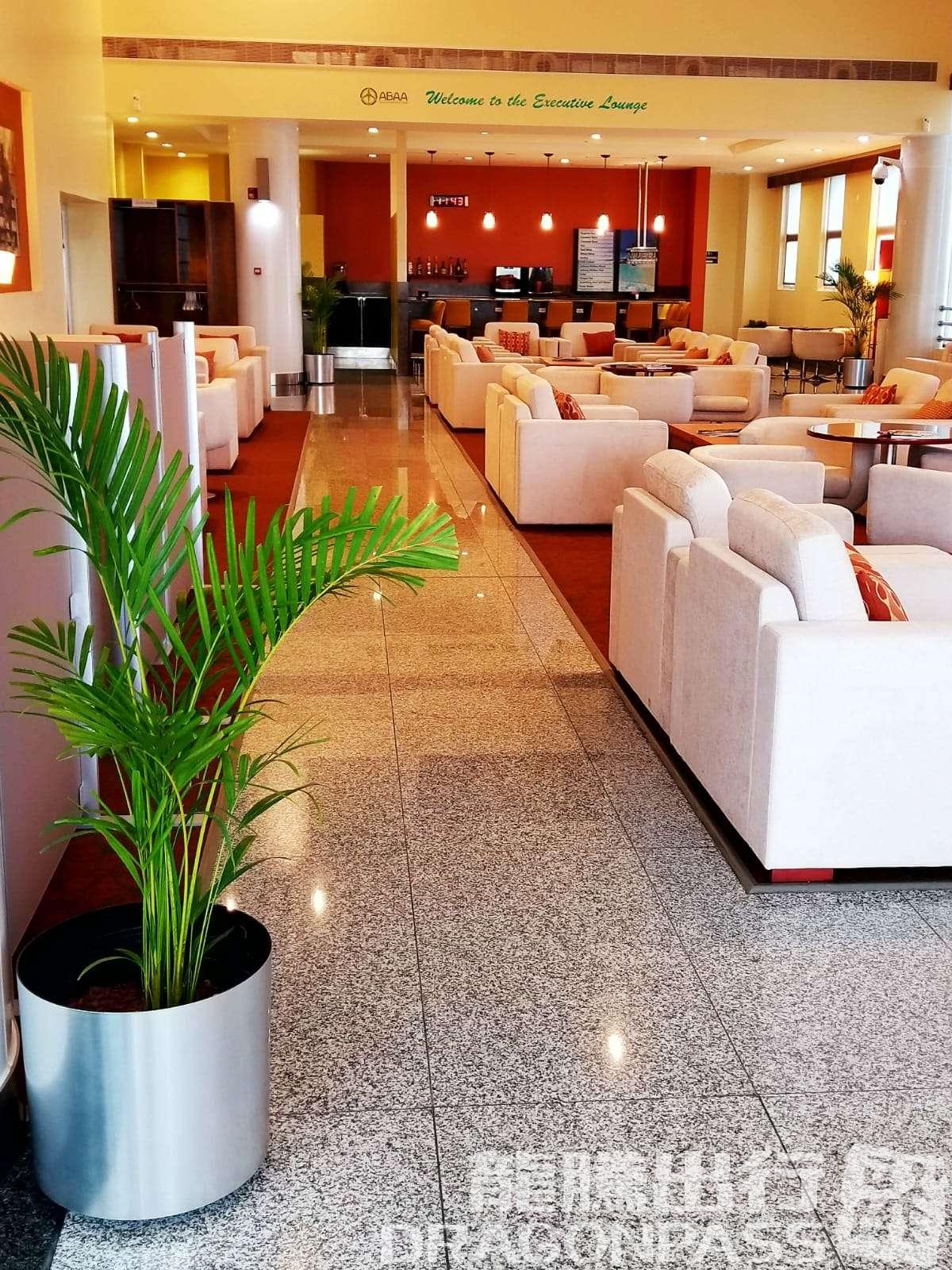 Бизнес-зал Executive Lounge в аэропорту Сент-Джонс (ANU)