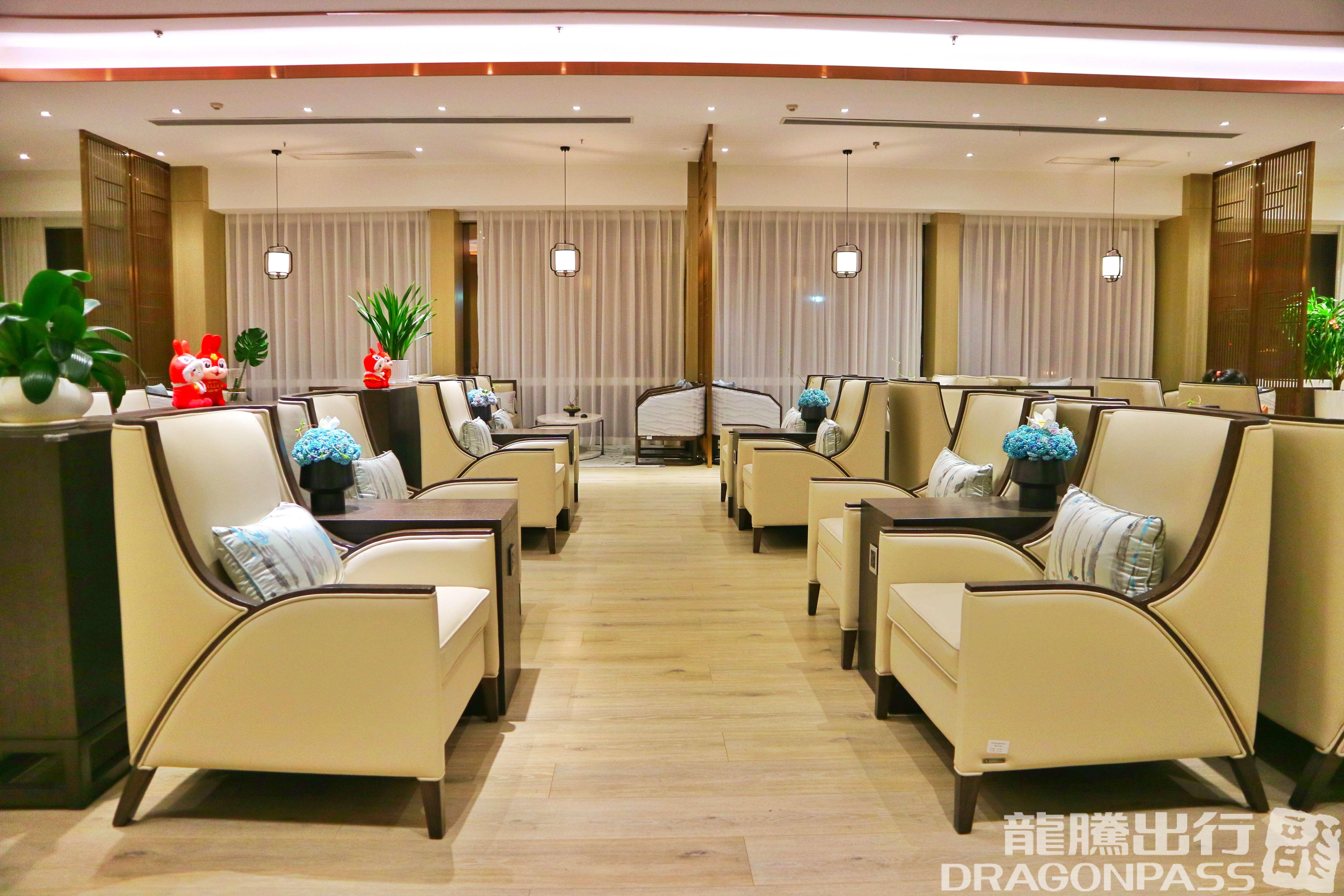 Бизнес-зал First Class Lounge No.1 в аэропорту Аэропорт Чжанцзяцзе Хэхуа (DYG)
