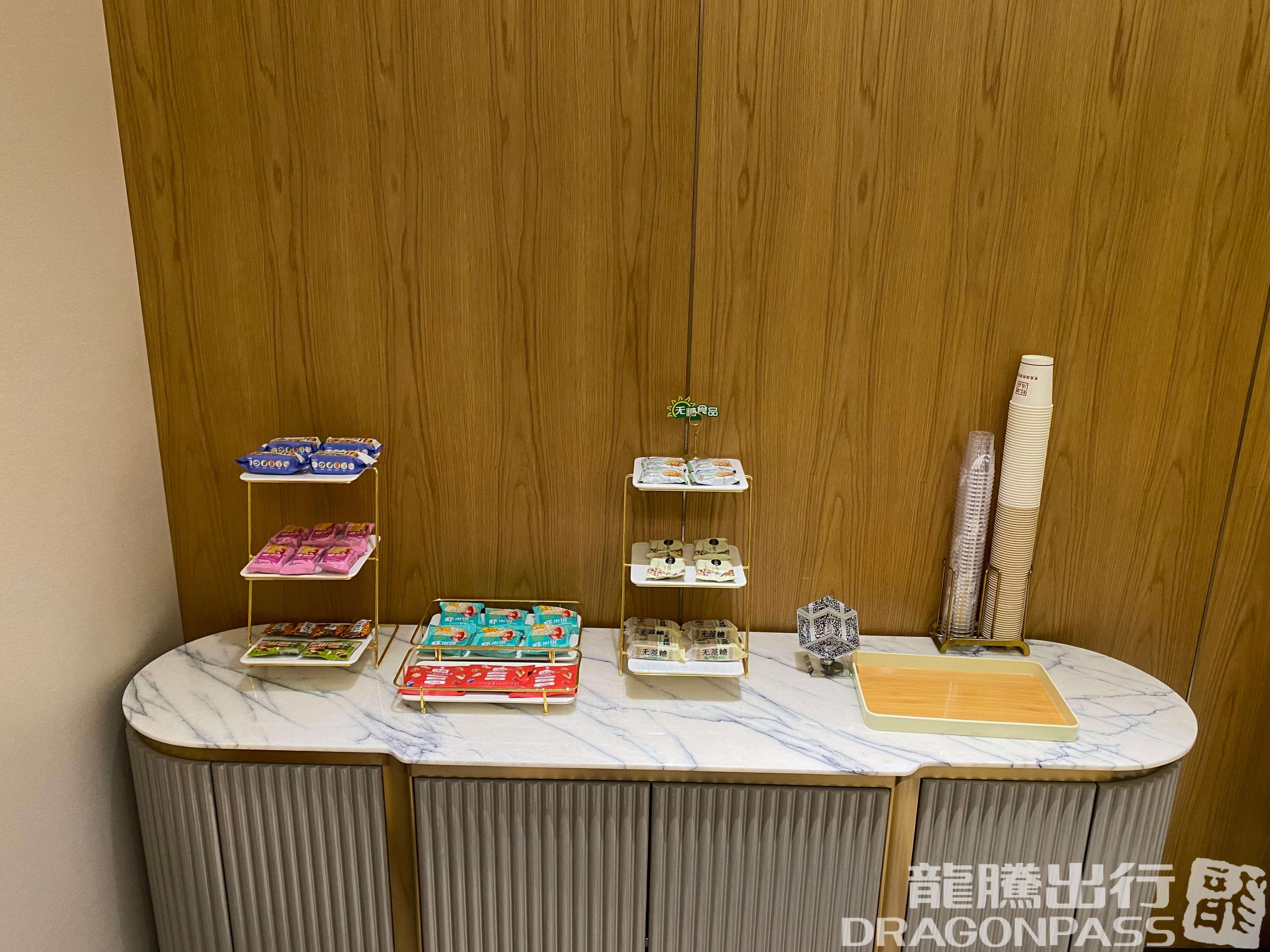 Бизнес-зал VIP Lounge в аэропорту Аэропорт Хэцзэ Мудань (HZA)