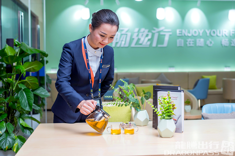 Бизнес-зал Premium Access Lounge (T3 Domestic) в аэропорту Чунцин Цзянбэй (CKG)