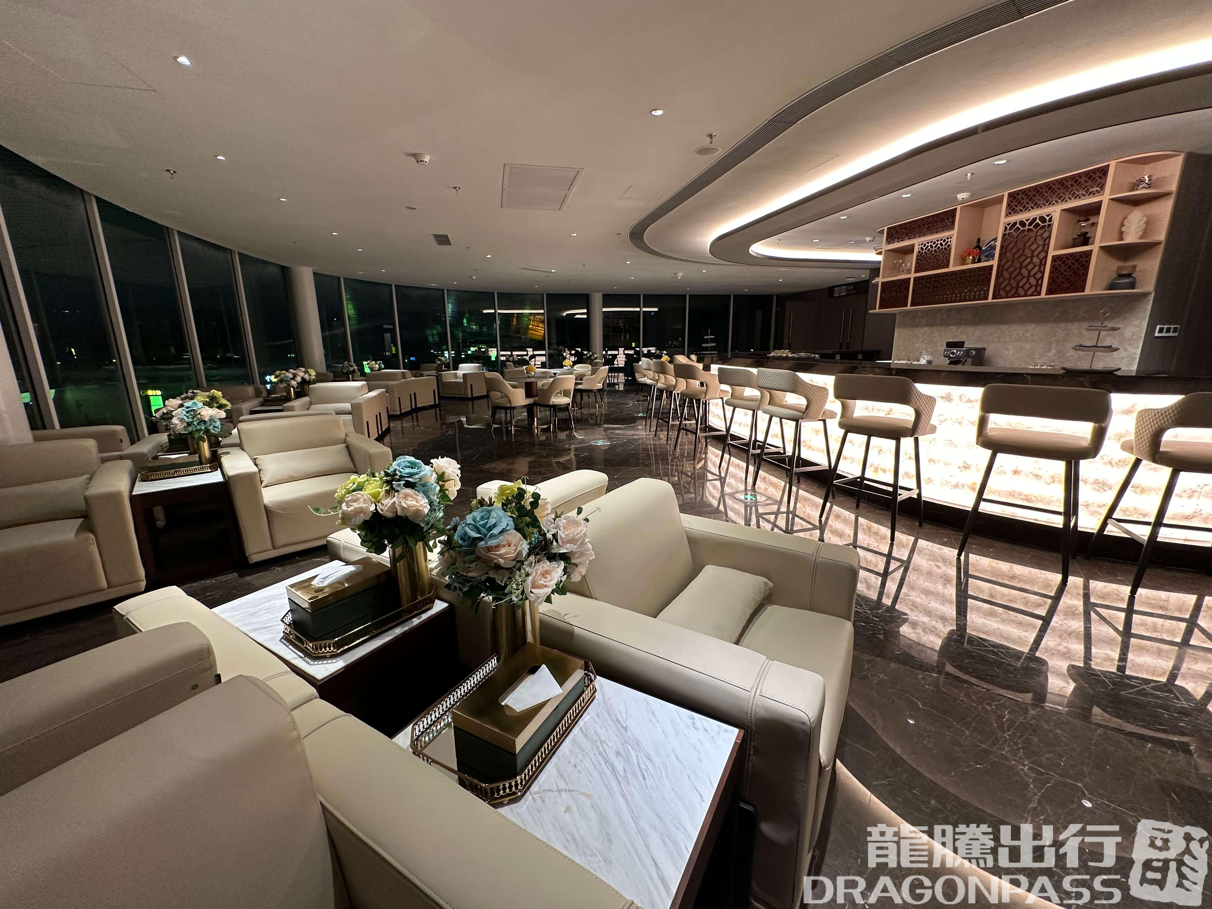 Бизнес-зал First Class Lounge в аэропорту Международный аэропорт Цзеянь Чаошань (SWA)