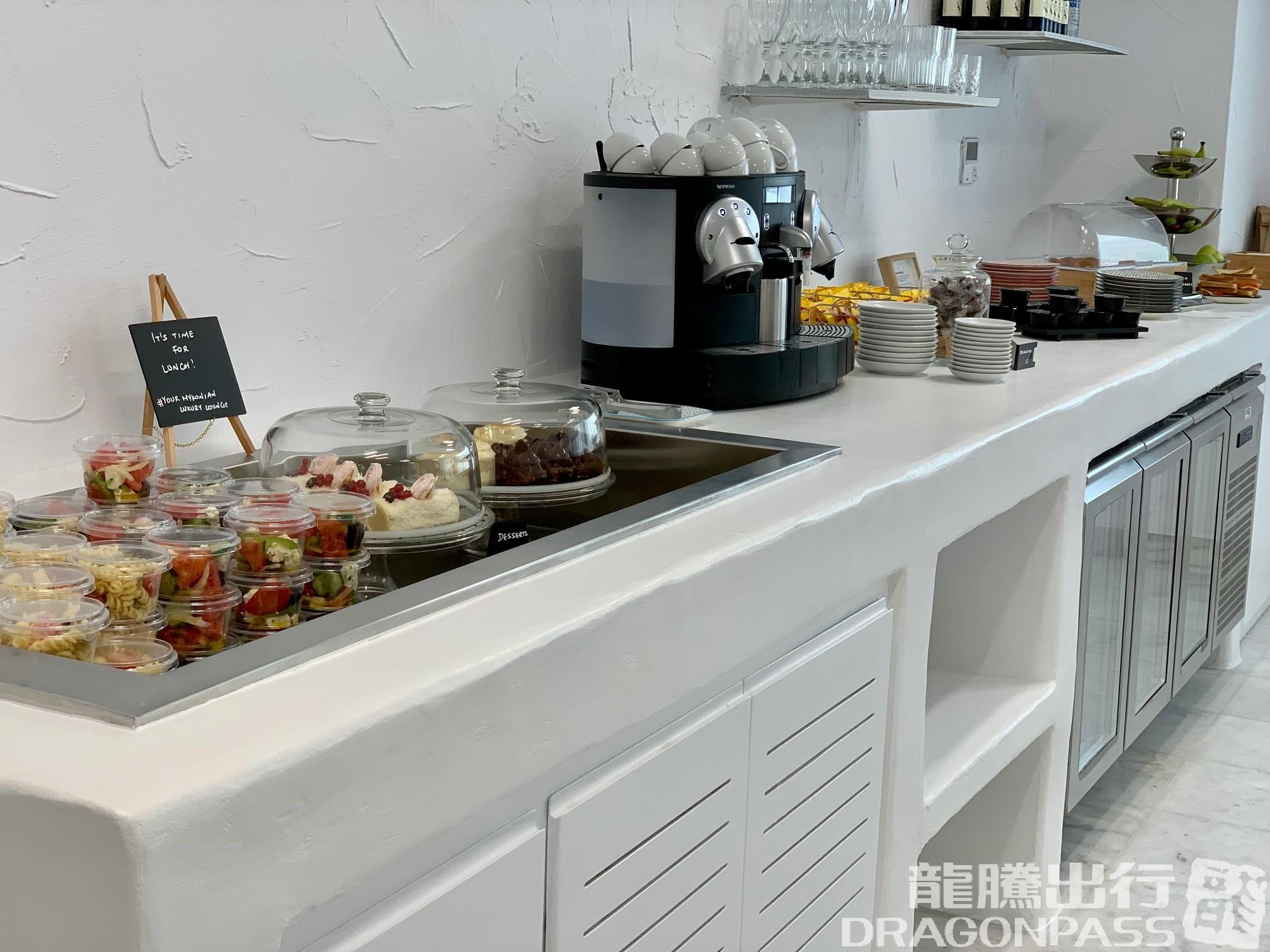 Бизнес-зал Your Mykonian Luxury Lounge в аэропорту Миконос (JMK)