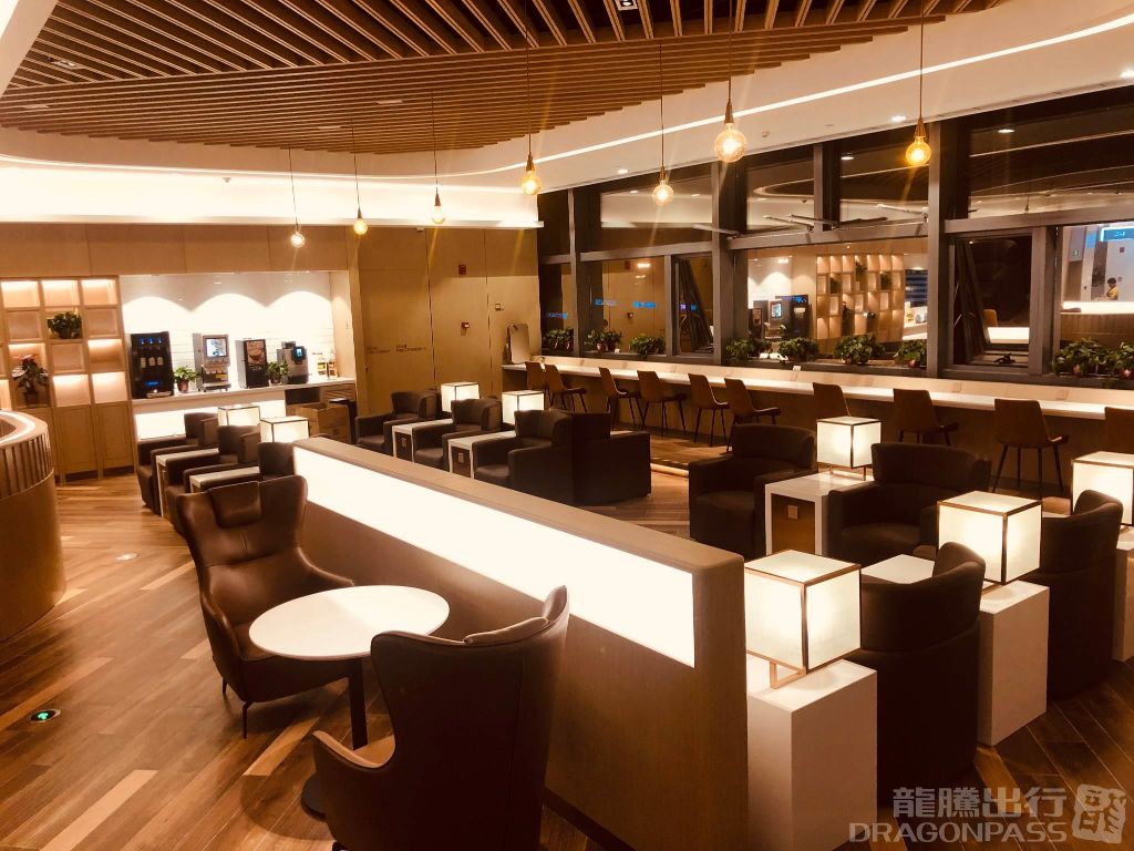 Бизнес-зал V39 China Eastern Airlines First Class Lounge в аэропорту Сяньян (XIY)