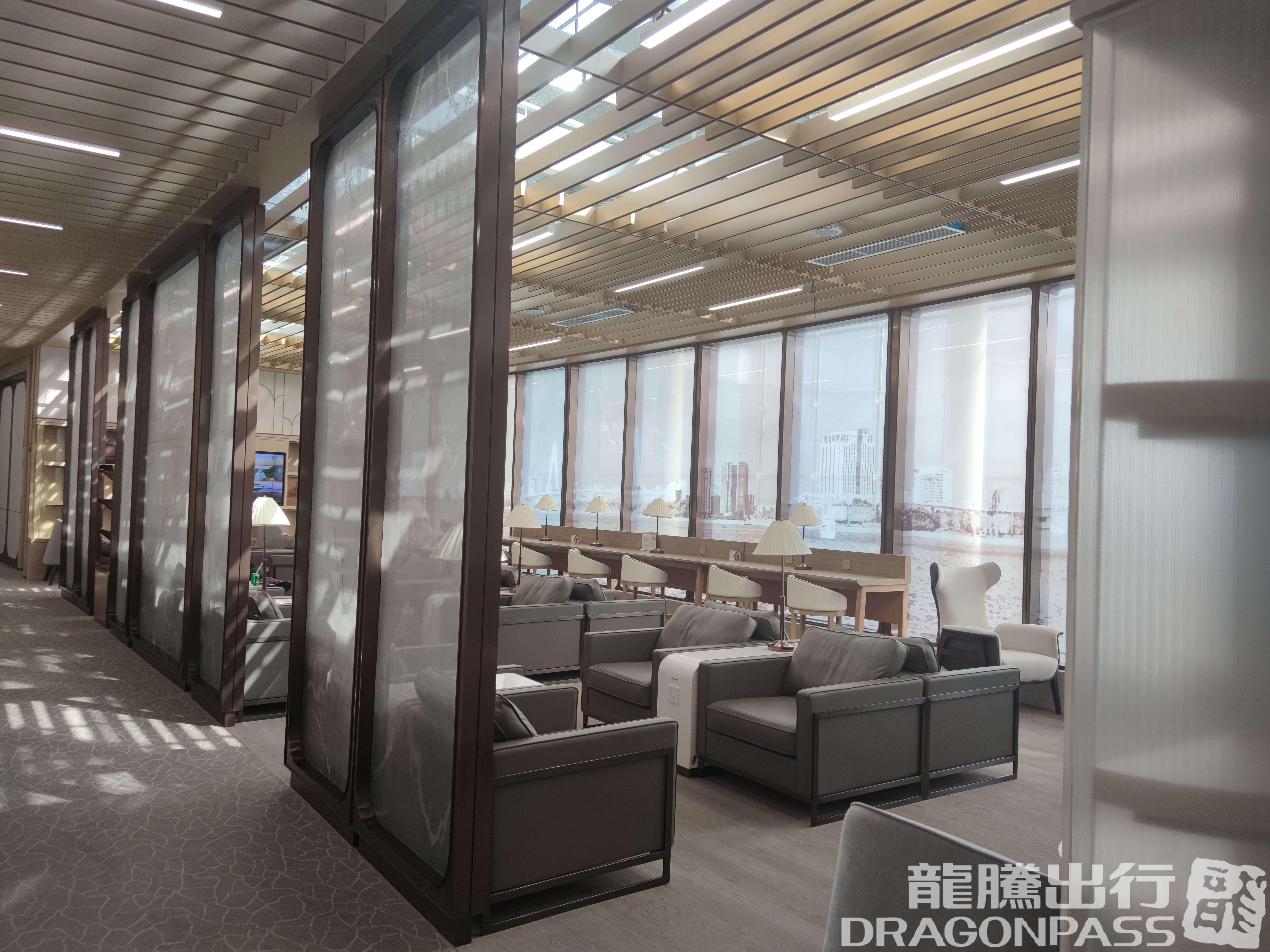 Бизнес-зал Hainan Airlines Lounge в аэропорту Хайкоу Мэйлань (HAK)