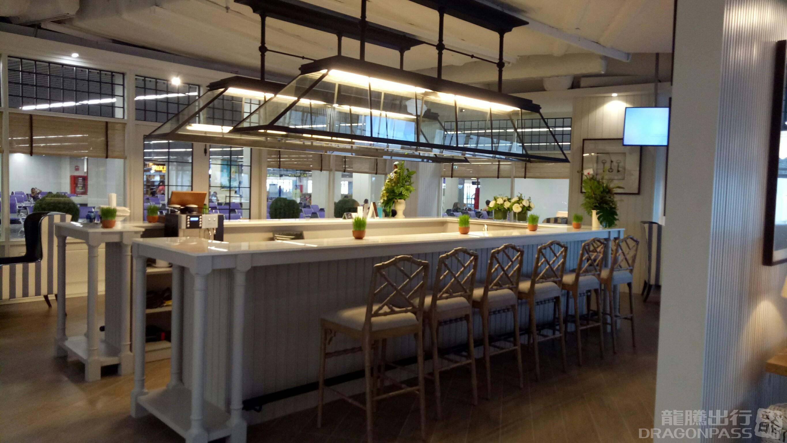 Бизнес-зал Coral Beach Lounge (Coral Executive Lounge) в аэропорту Пхукет (HKT)