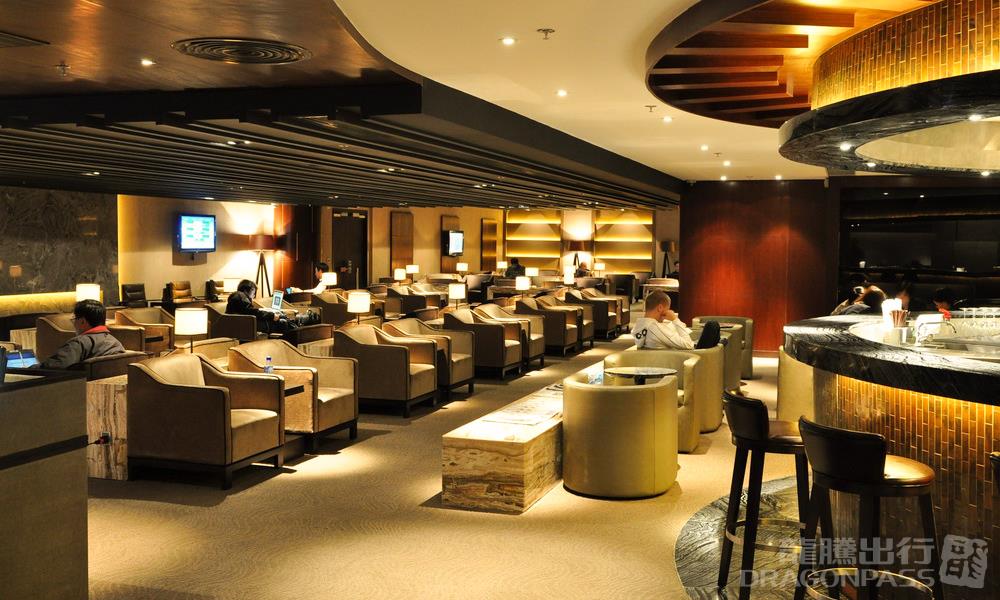 Бизнес-зал Plaza Premium Lounge (Gate 1) в аэропорту Гонконг (HKG)
