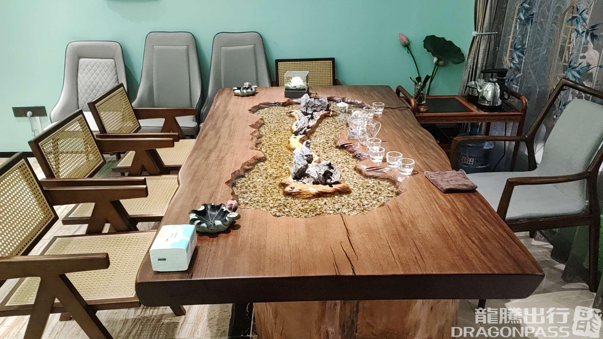 Бизнес-зал Dehang Moonlight Yunxi Tea House в аэропорту Санья Феникс (SYX)