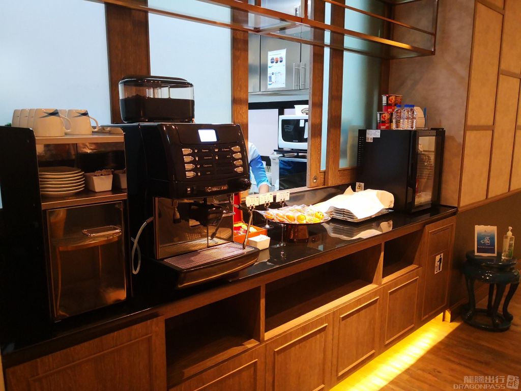 Бизнес-зал Blue Ribbon Lounge в аэропорту Пхукет (HKT)